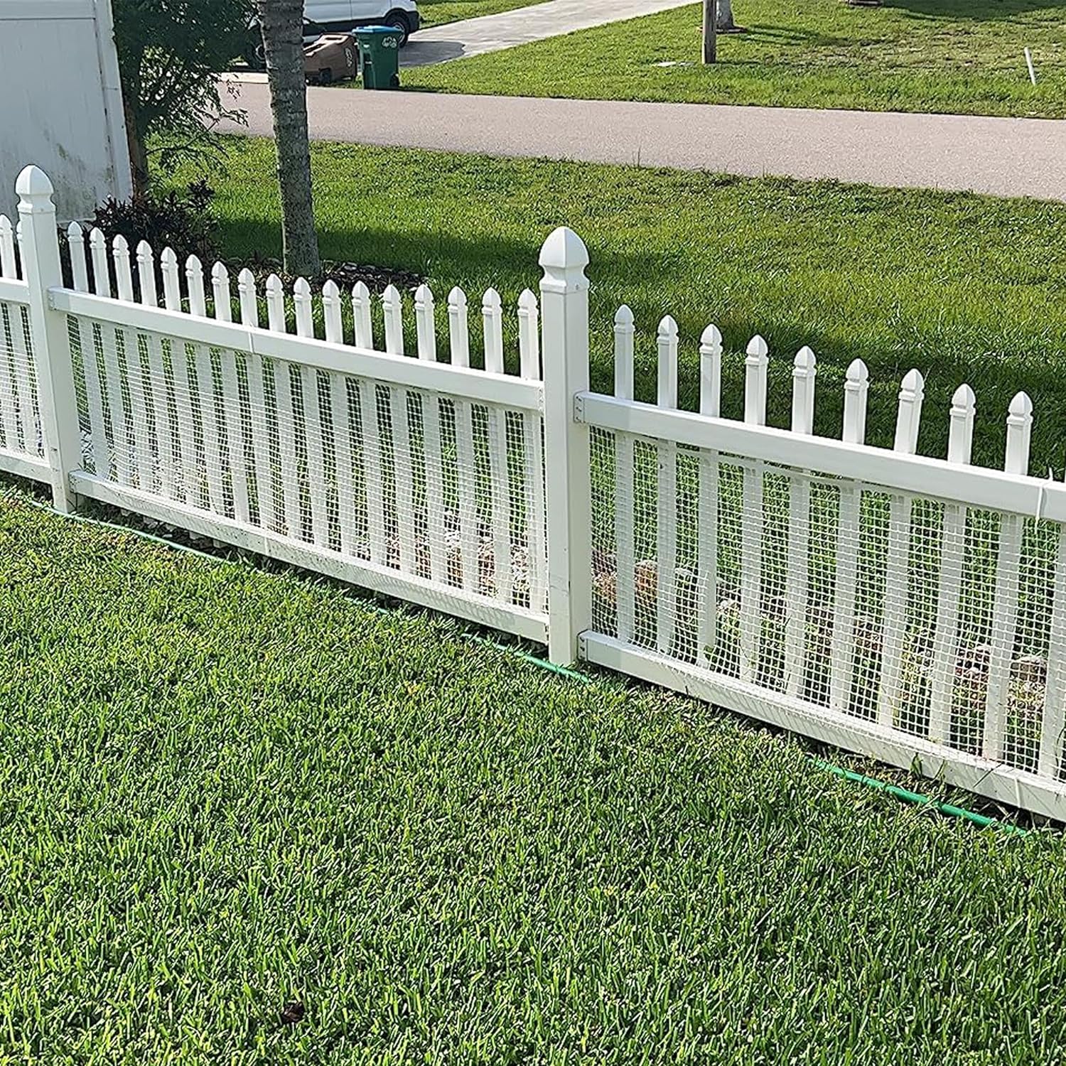 BOEN 25-ft x 3.33-ft 6-Gauge Black Plastic Extruded Mesh Rolled Fencing