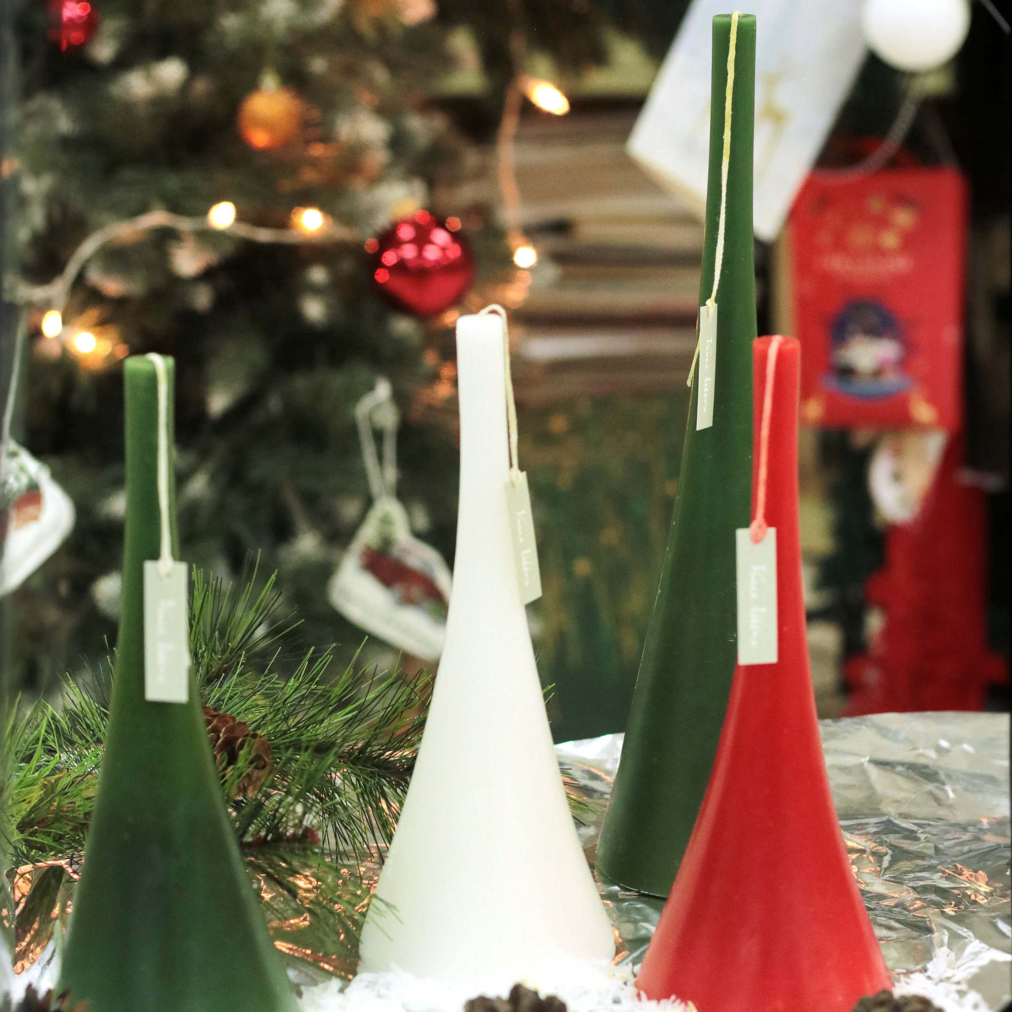 Sullivans CTW410RD candles - View #3