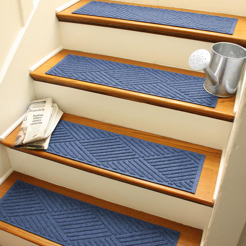 Bungalow Flooring 20487611 WaterHog Polyester Navy Rectangular Indoor/Outdoor Geometric Stair tread rug