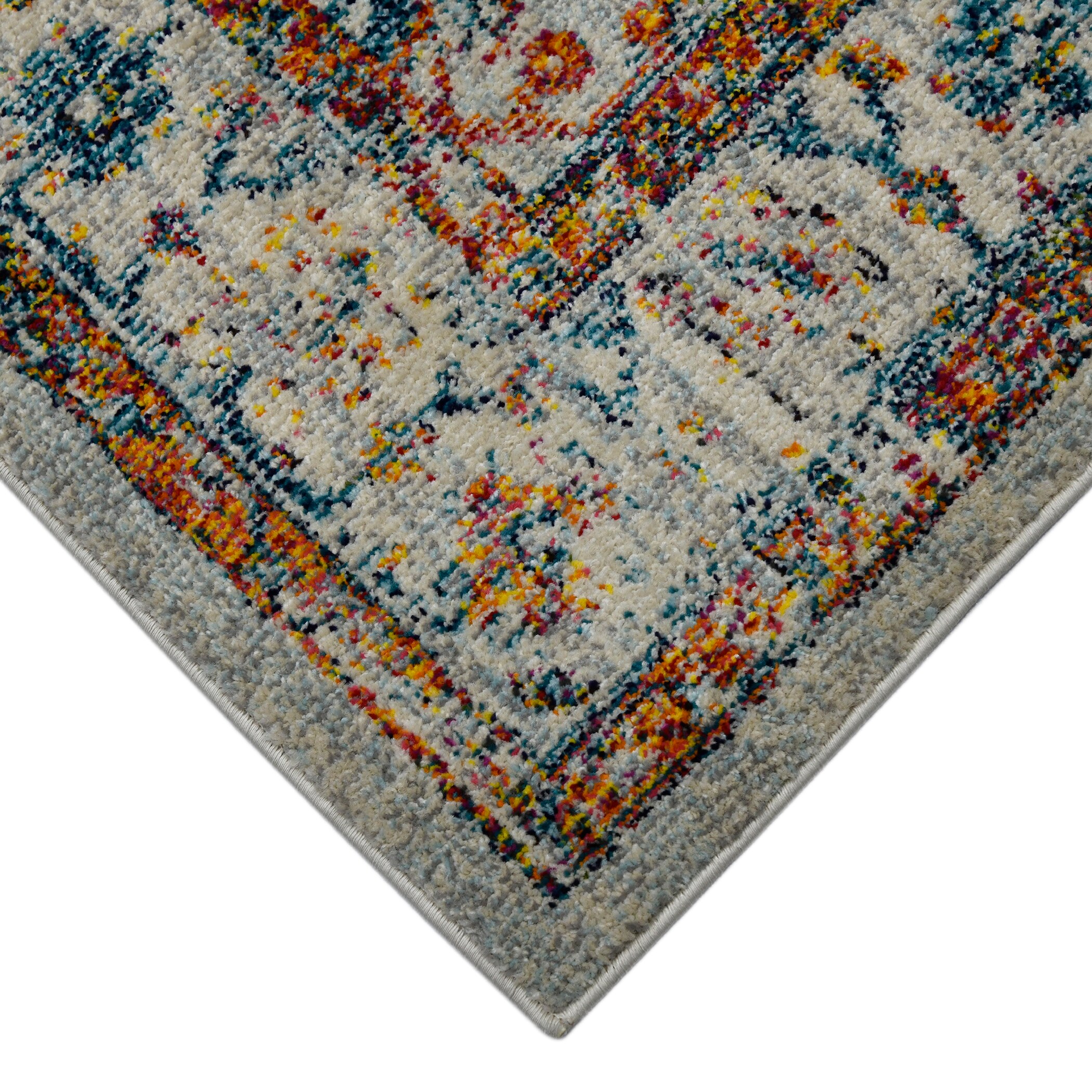 Uptown Bohemian Ivory 5' x 7' Synthetic Reversible Area Rug