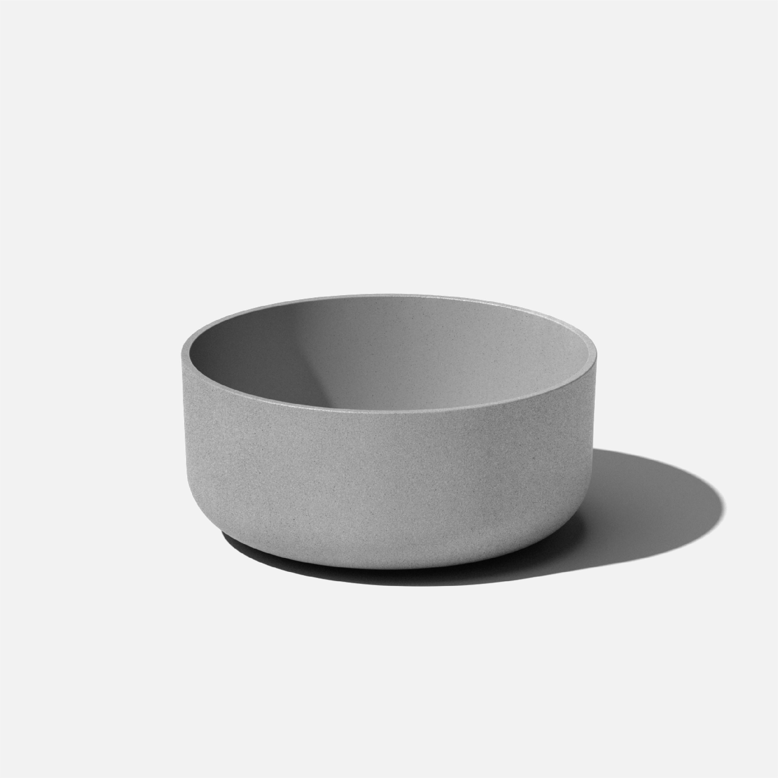 Veradek KNBV14C Round 14-in W x 6.25-in H x Gray Plastic Indoor/Outdoor Planter