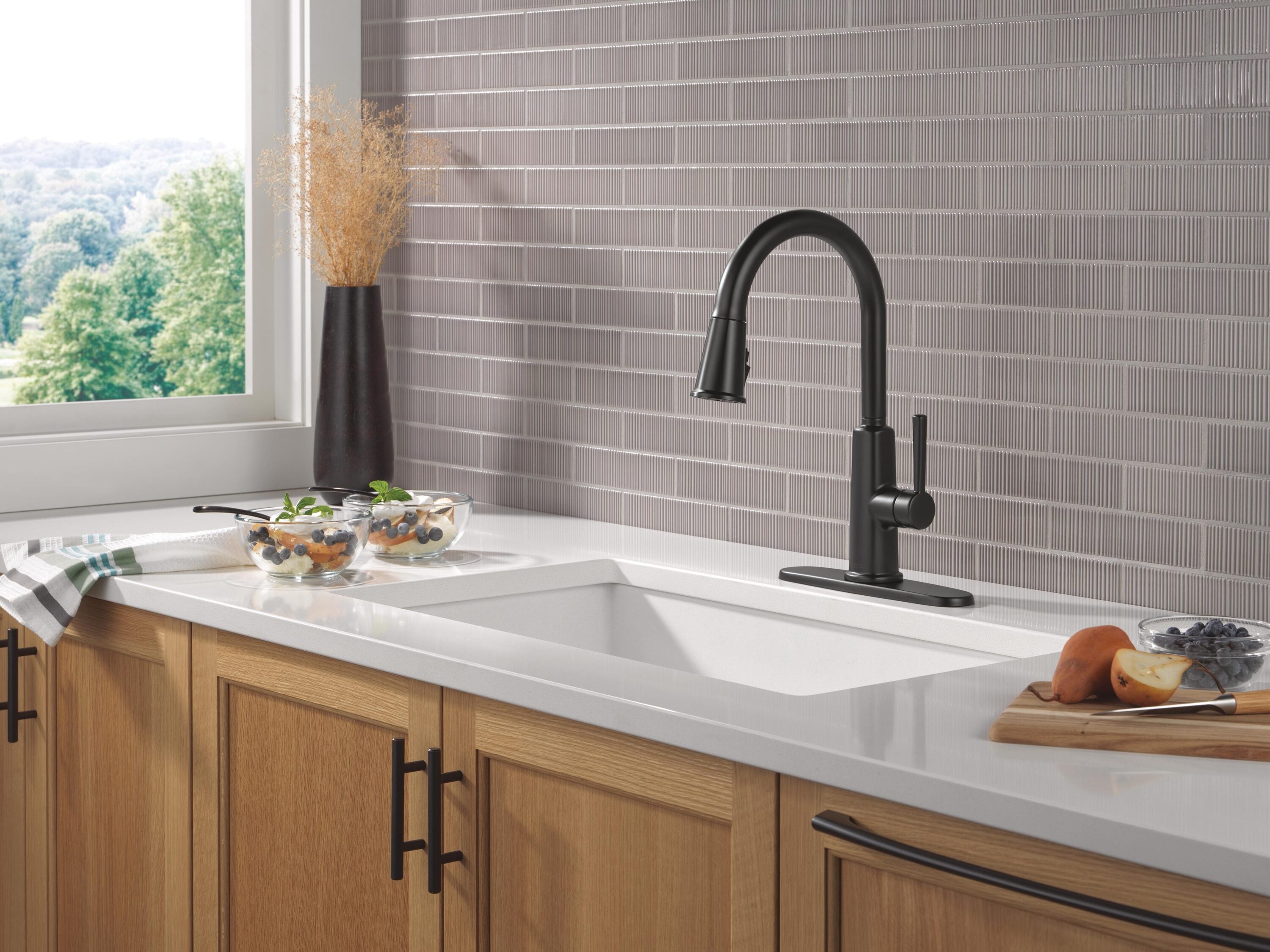 Delta 19730LF-BL Kitchen-Faucets - View #9