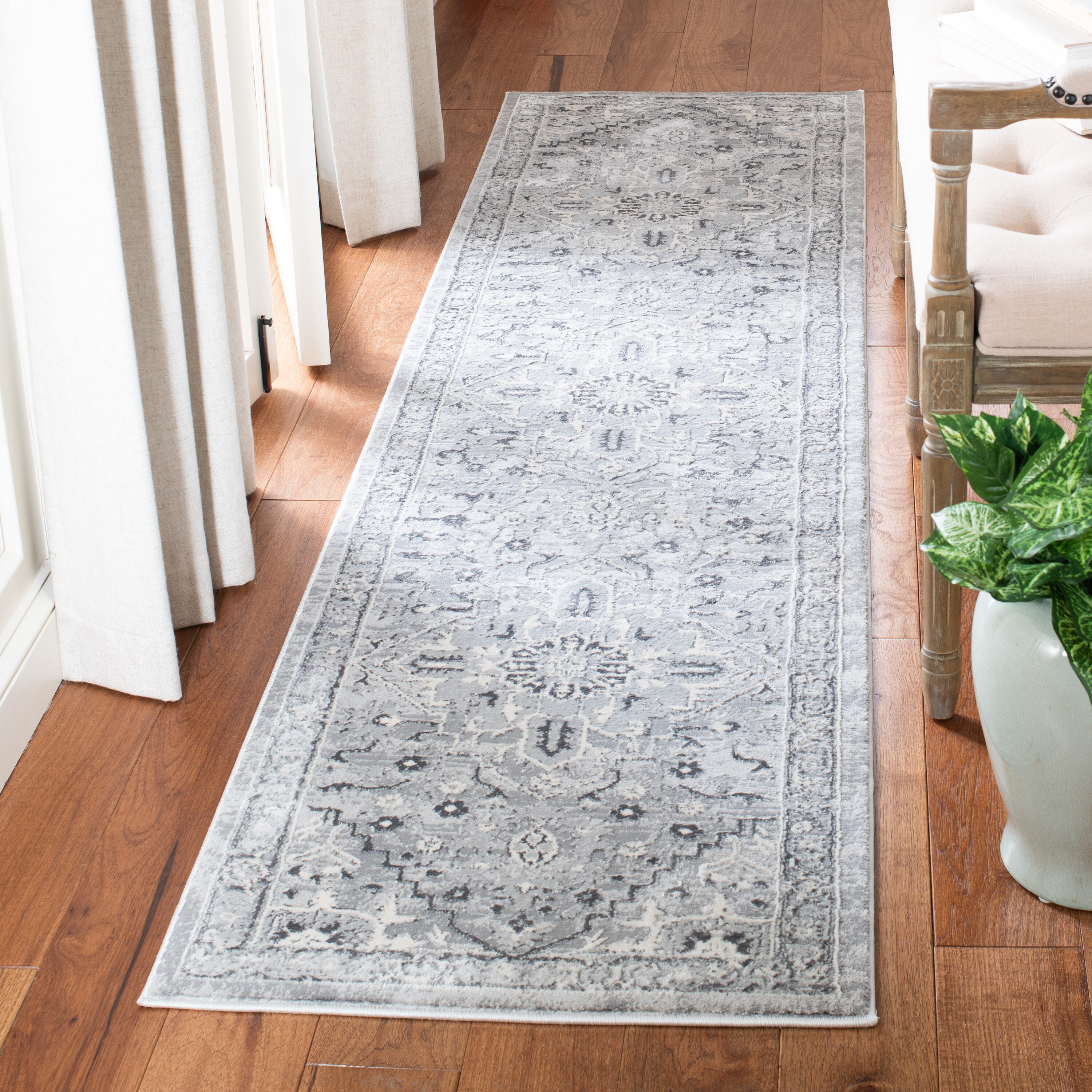 Safavieh ALH610A-28 Alhambra Namita 2 x 8 (ft) Loomed Synthetic Cream/Gray Rectangular Indoor Distressed/Overdyed Runner rug