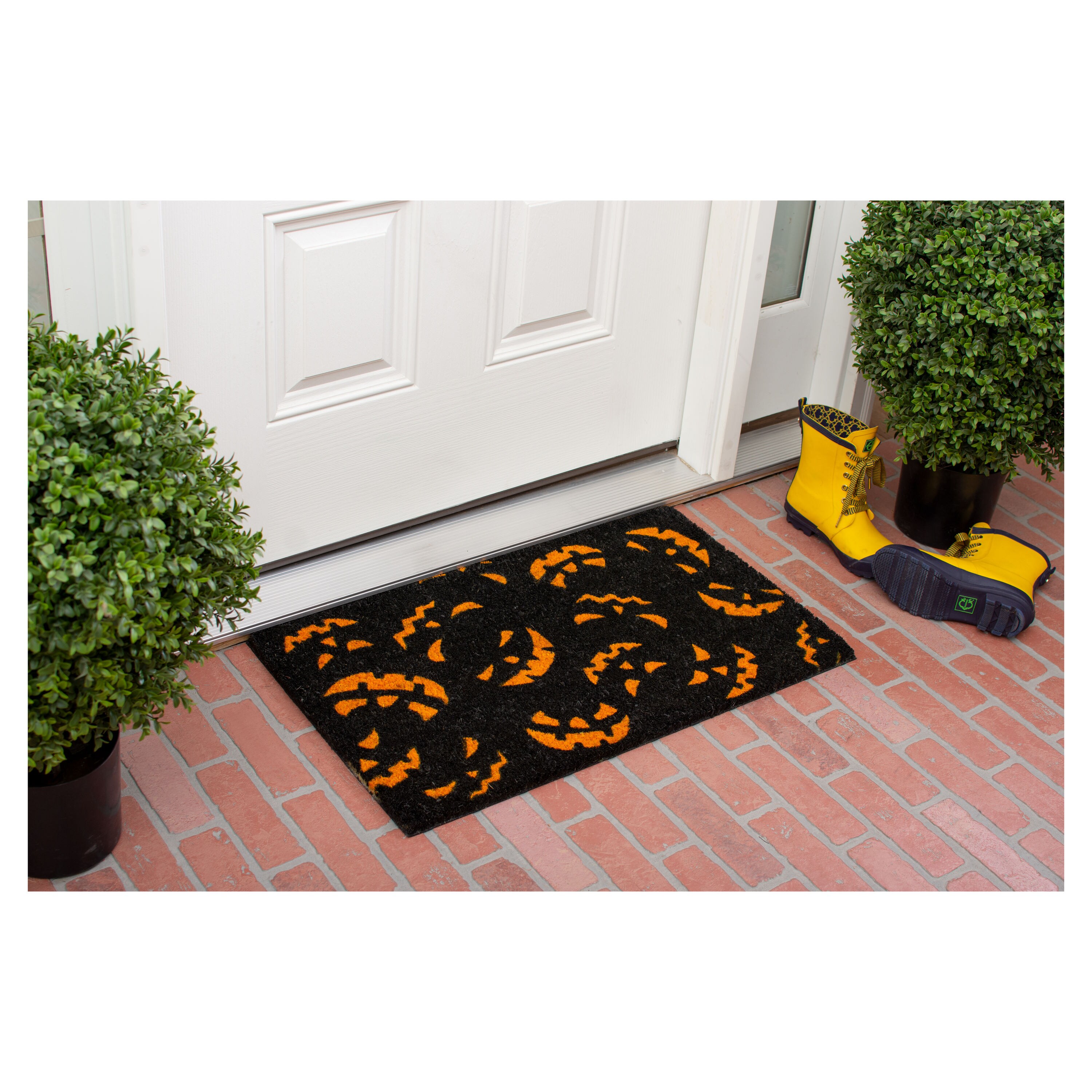 Calloway Mills Sage Green Border Welcome Outdoor Doormat 18 x 30 