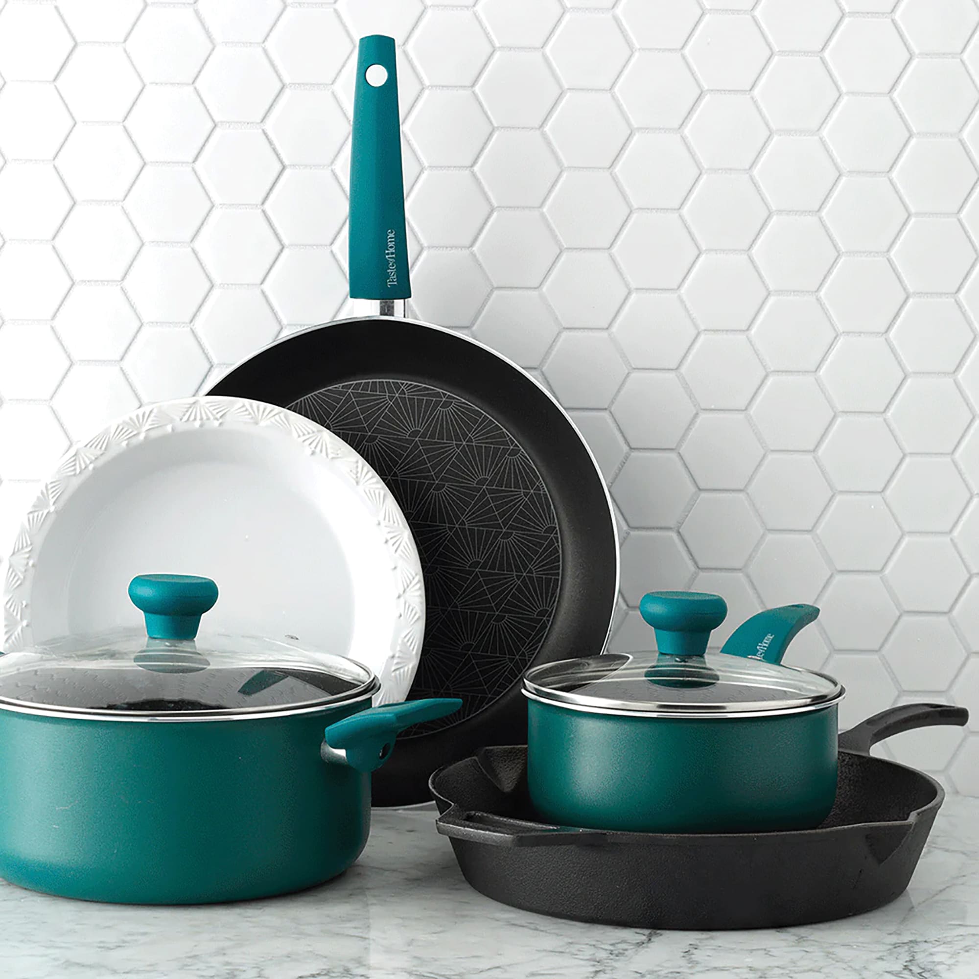 Taste of Home RKNTF118E Cooking-Pans-Skillets - View #3