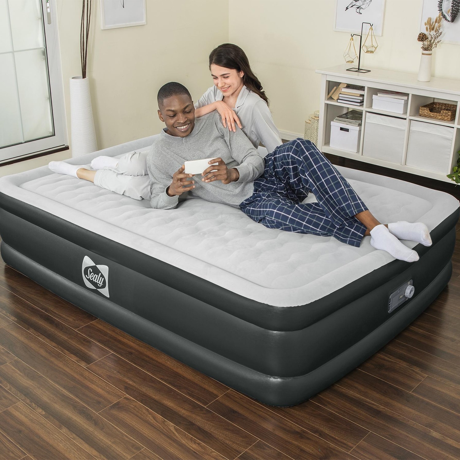 Beautyrest 18 Lumbar Support Air Bed w/ Built-in-pump-Queen 