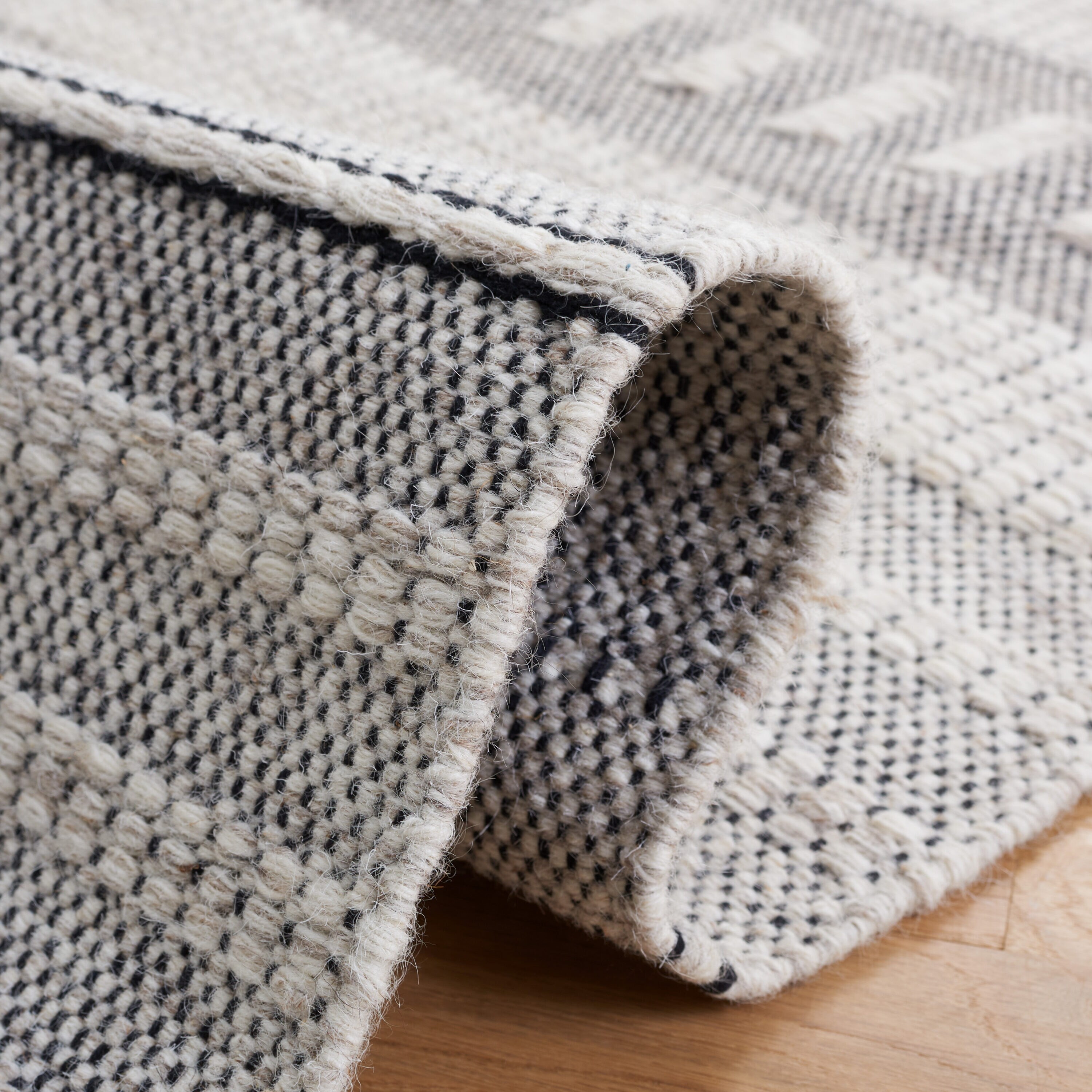 Safavieh NAT931F-4 rugs - View #7