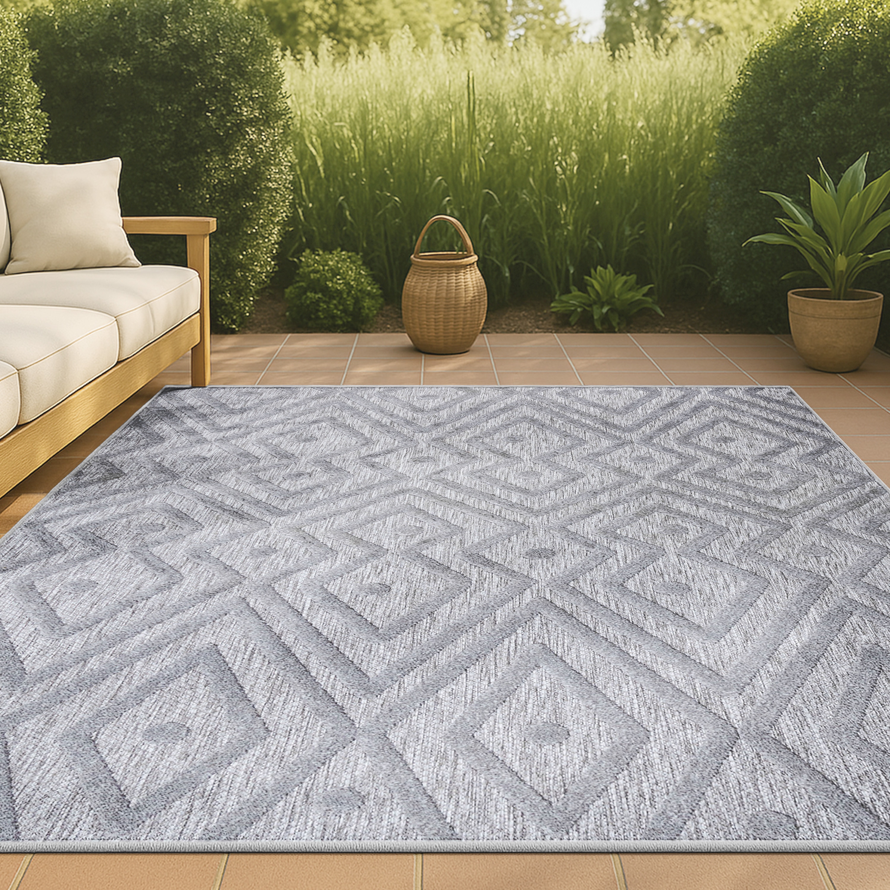 JONATHAN  Y IBZ100C-3 IBIZA Balansat Moroccan Diamond 3 x 5 (ft) Loomed Polypropylene Light Gray Rectangular Indoor/Outdoor Geometric Bohemian/Eclectic Area rug