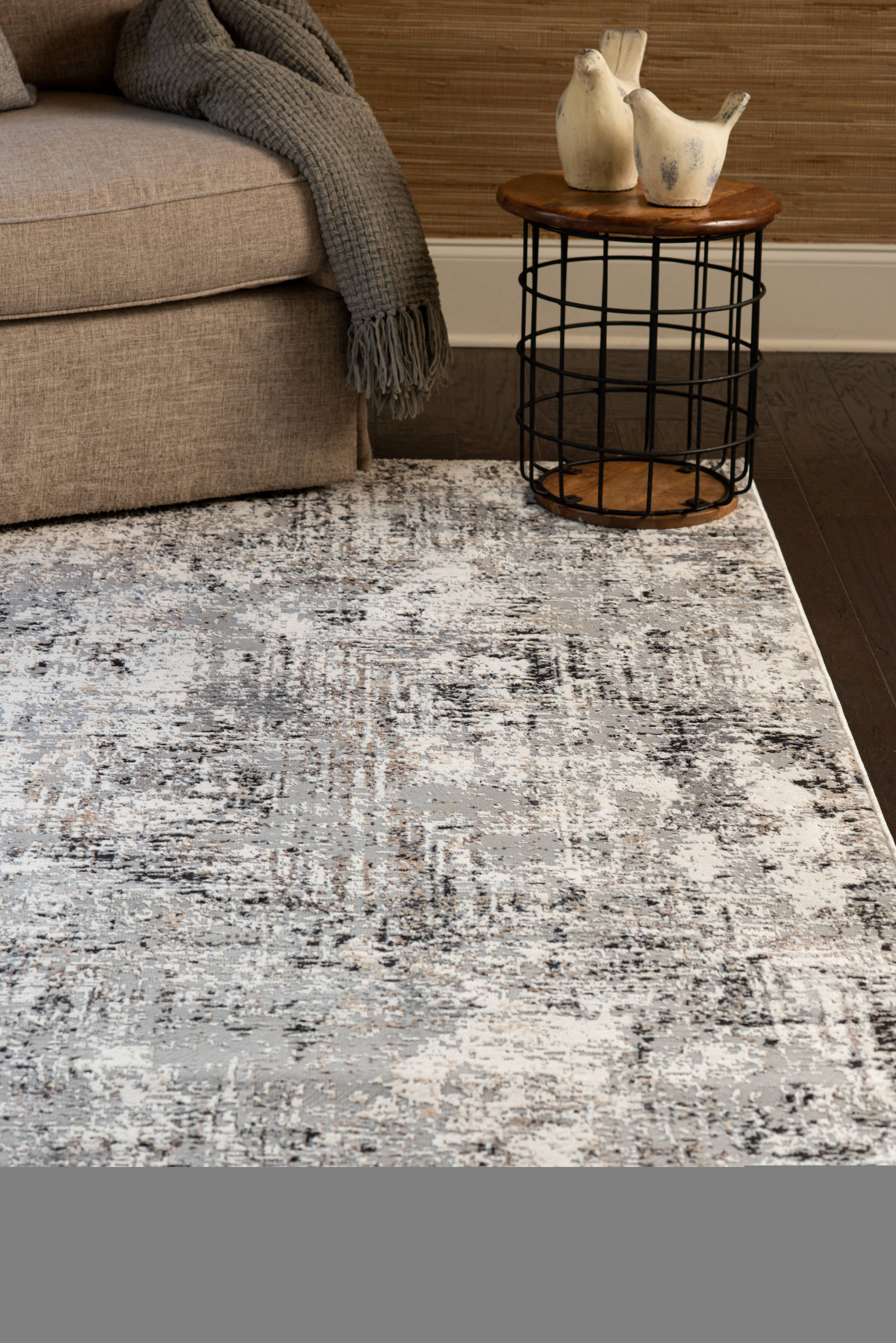 United Weavers Of America 4535 10277 88R rugs - View #3