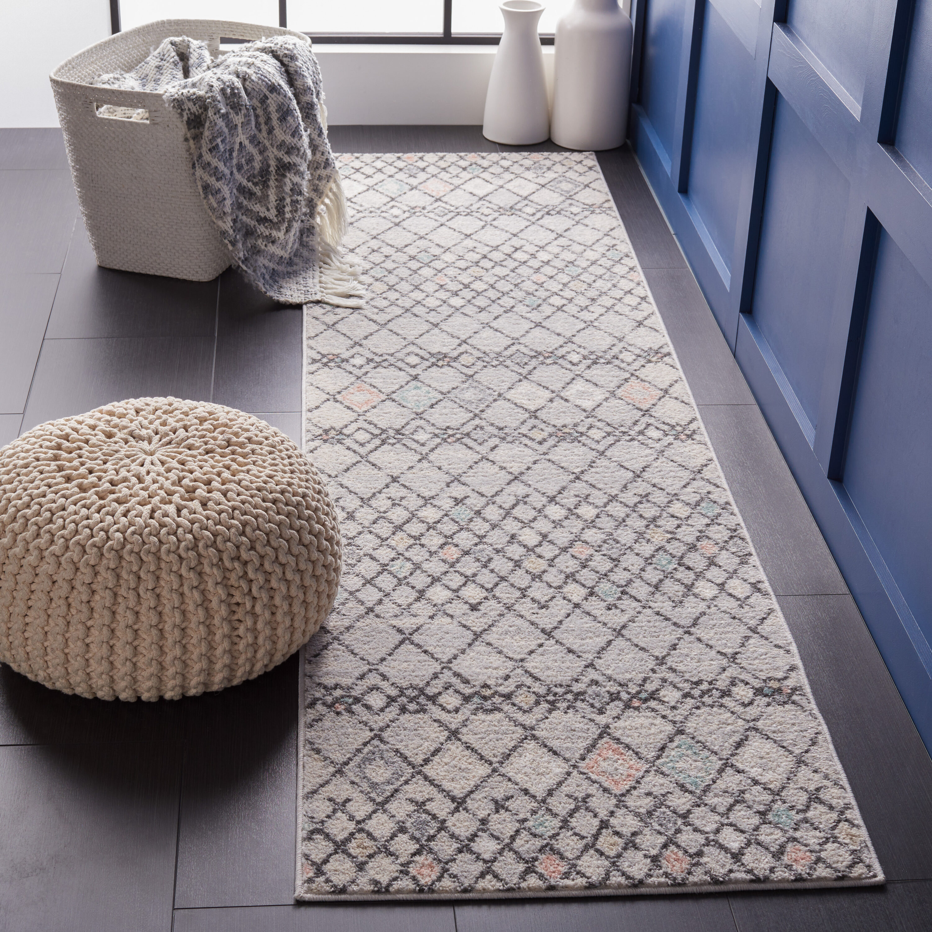 Amsterdam 115F Grey Ivory 2ft-3in x 8ft Runner Rug