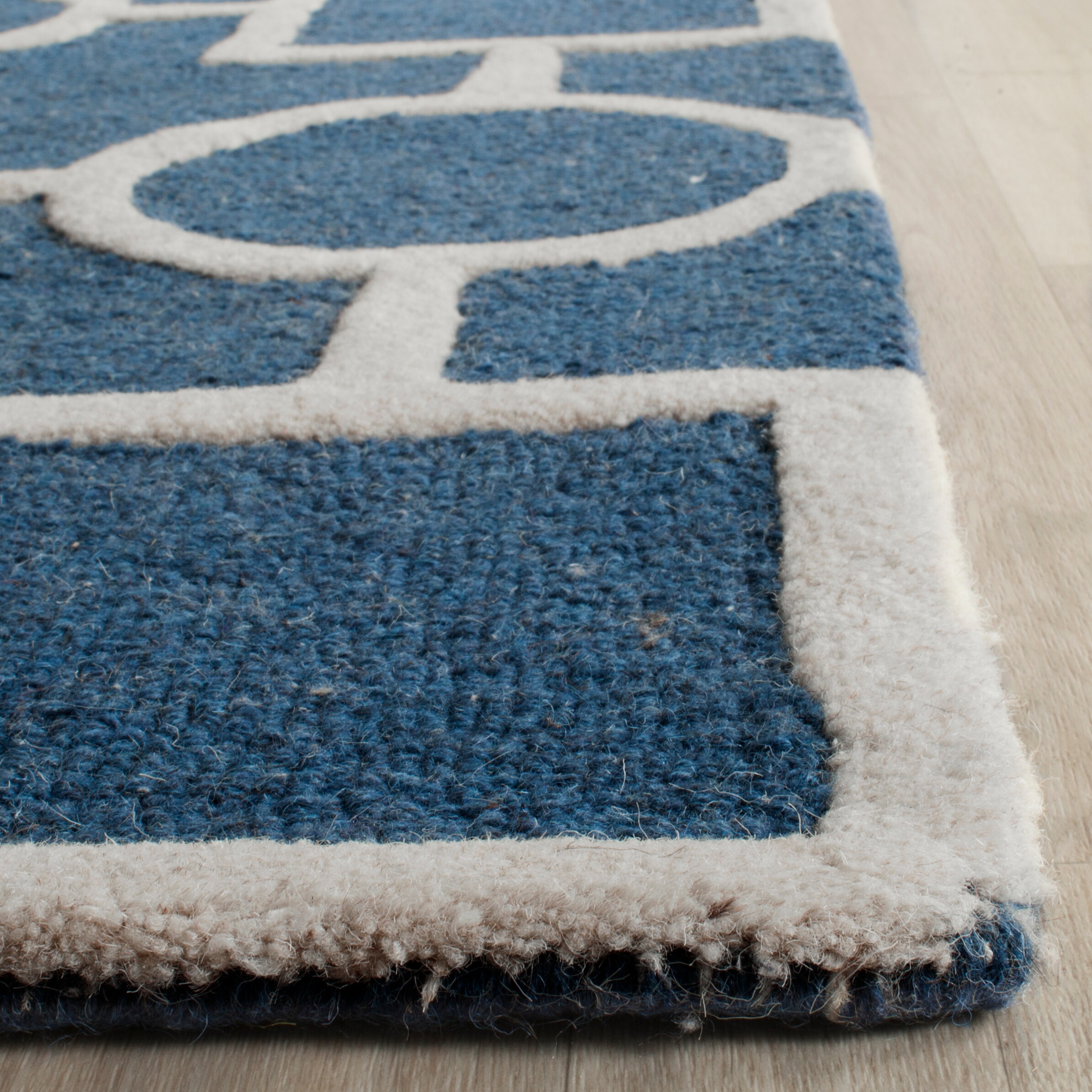 Safavieh CAM143G-5 rugs - View #3