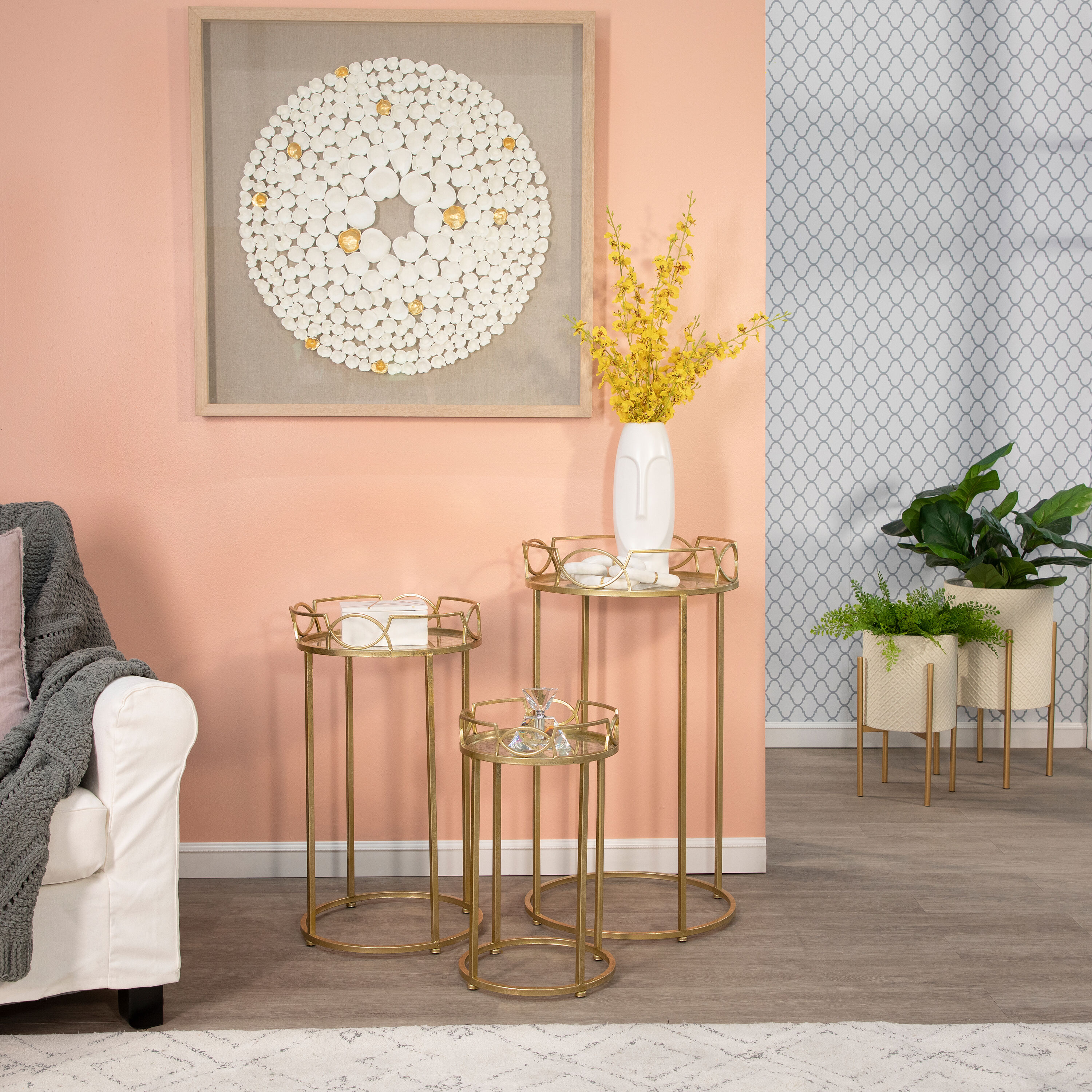 Sagebrook Home FM10173 18-in W x 32-in H Gold Glass Round Glam End Table Assembly Required