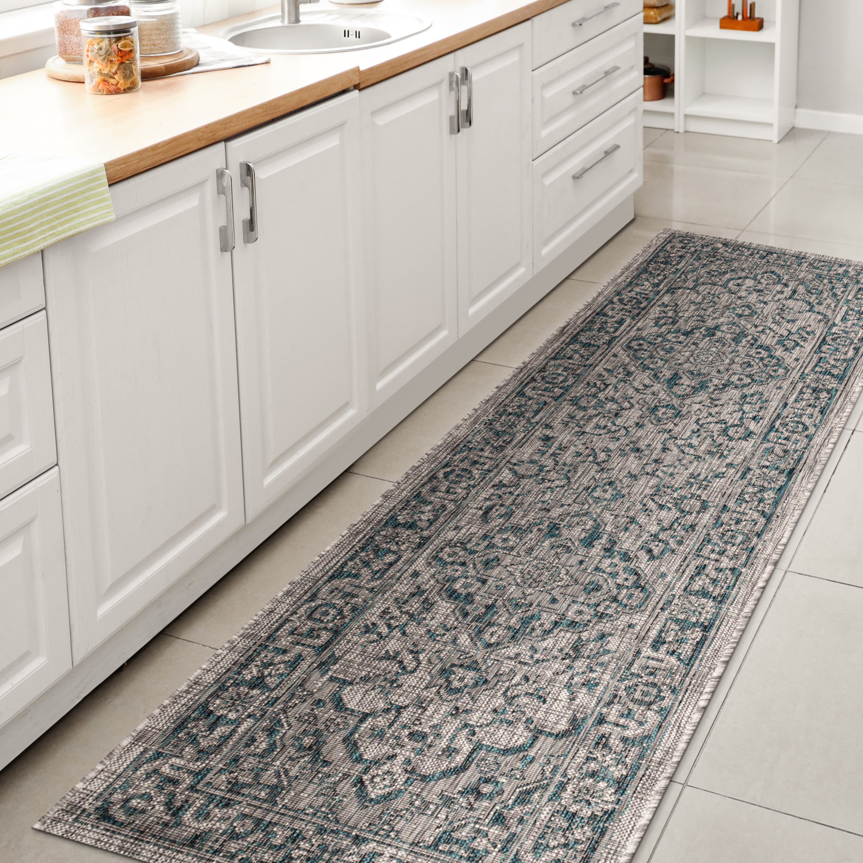 JONATHAN  Y SMB102C-28 Santa Monica Rozetta Boho Textured Weave 2 x 8 (ft) Loomed Polypropylene Gray/Teal Rectangular Indoor/Outdoor Border Coastal Runner rug