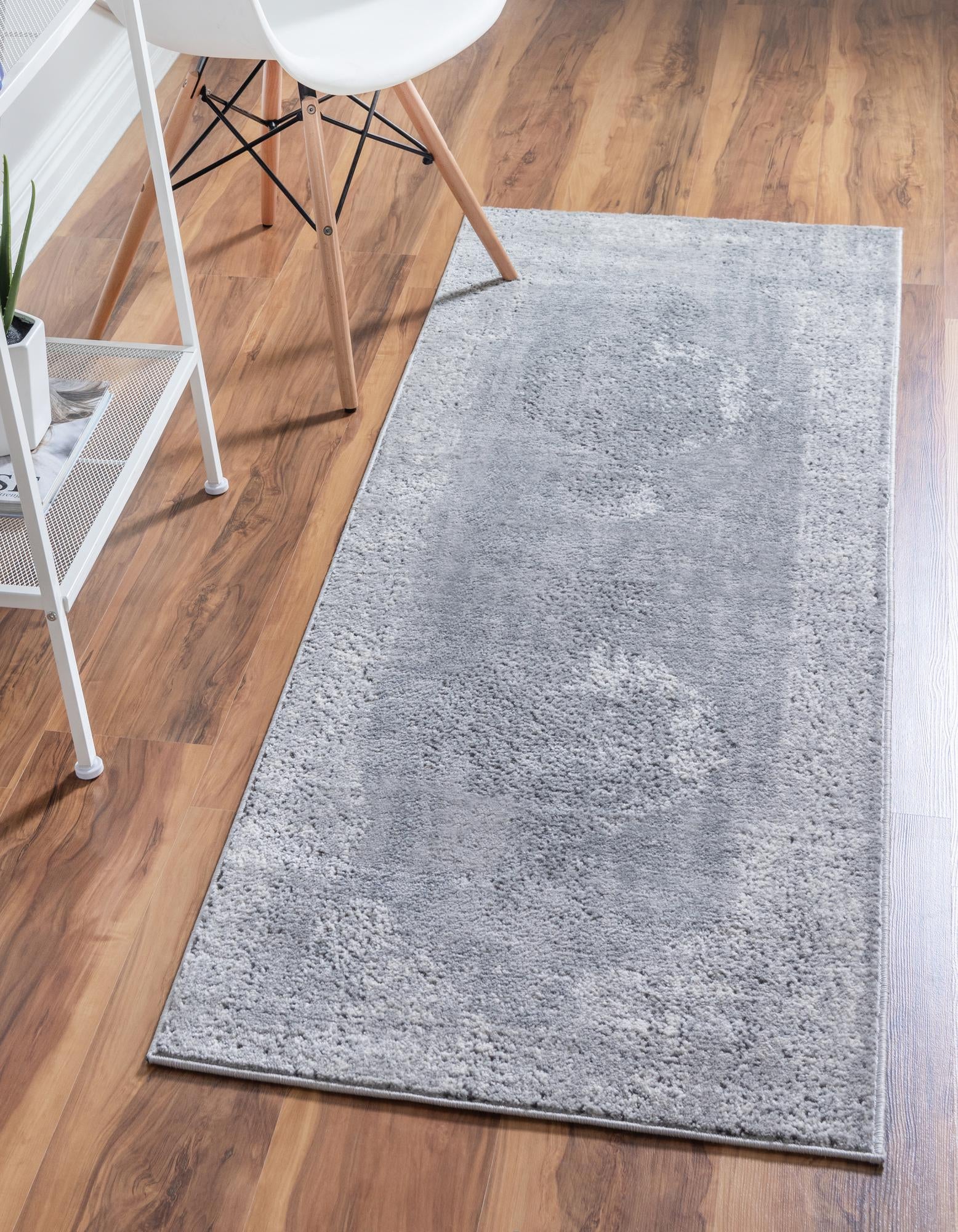 Unique Loom 3147335 Portland 2 x 6 (ft) Loomed Polypropylene Gray Rectangular Indoor Medallion Runner rug
