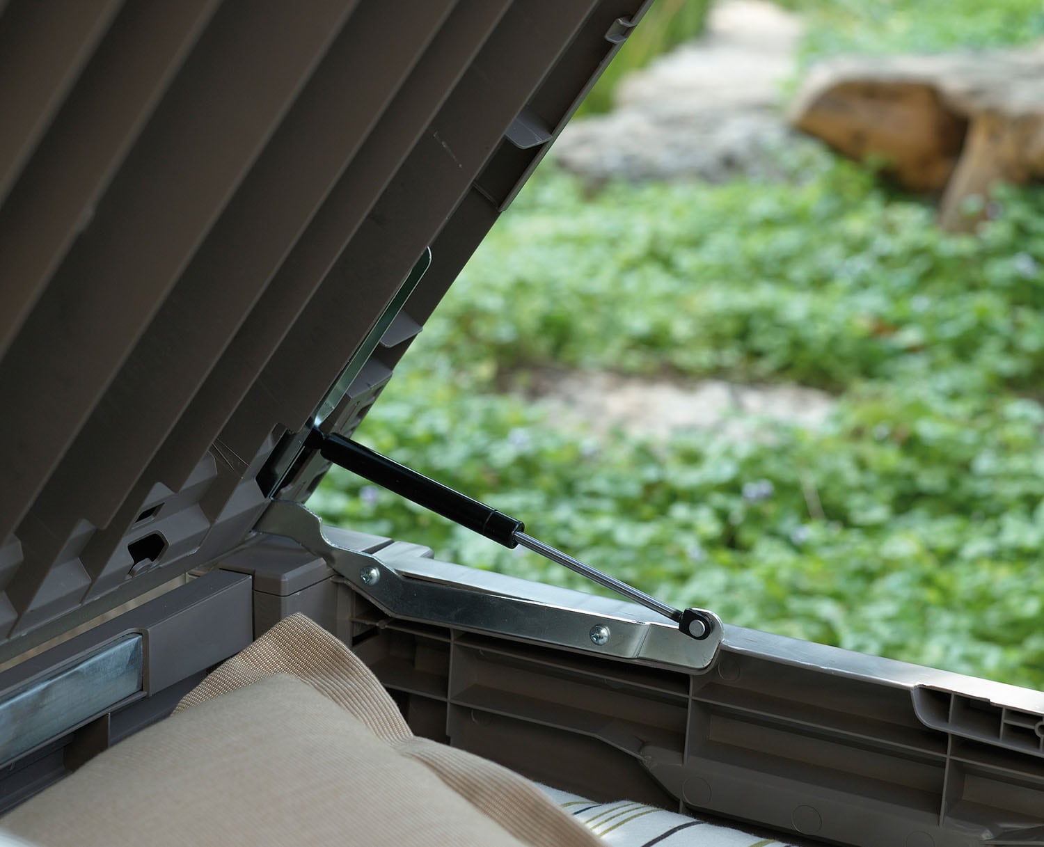 Keter 224396 Deck-Boxes - View #8