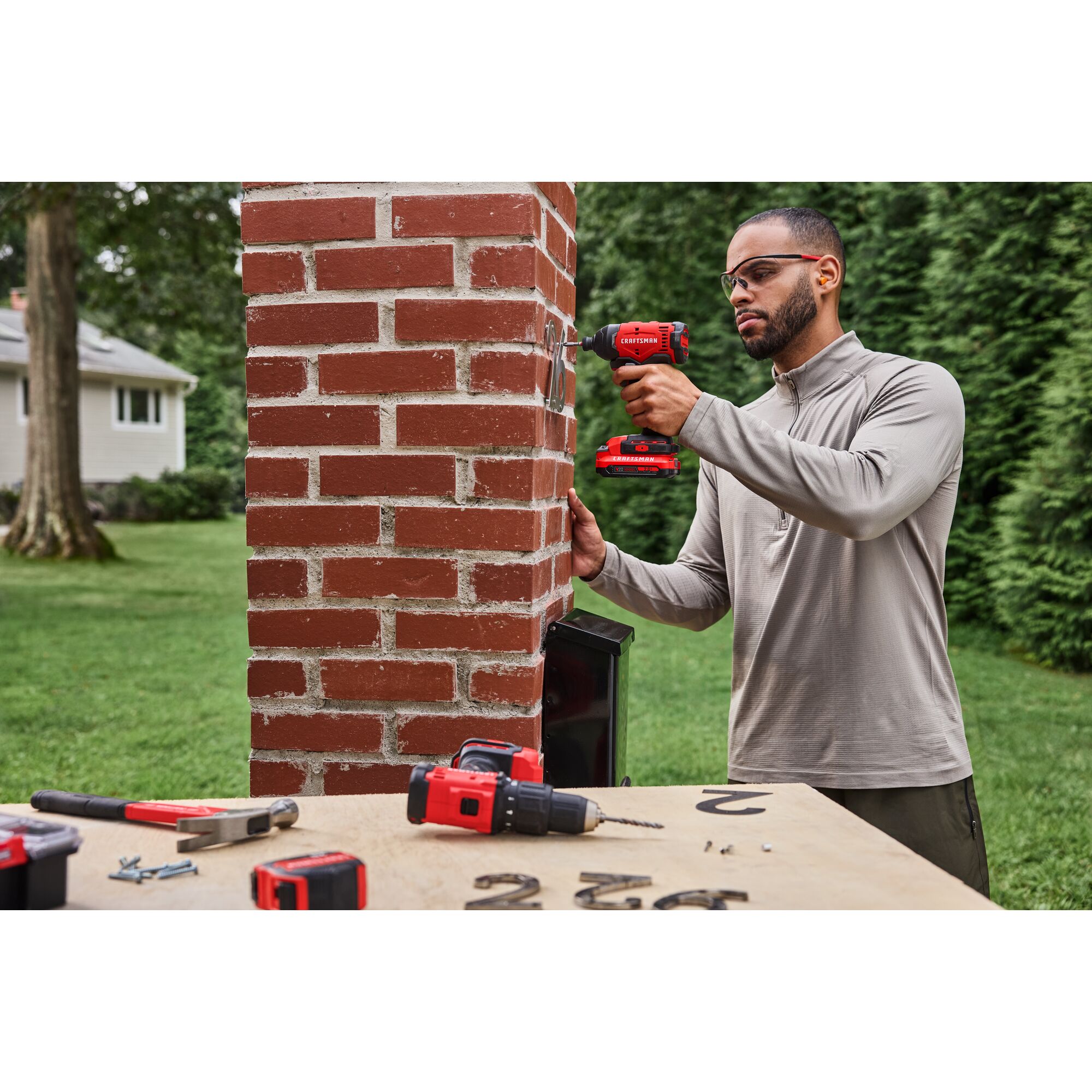 CRAFTSMAN CMCF801D1 Cordless-Impact-Drivers - View #3