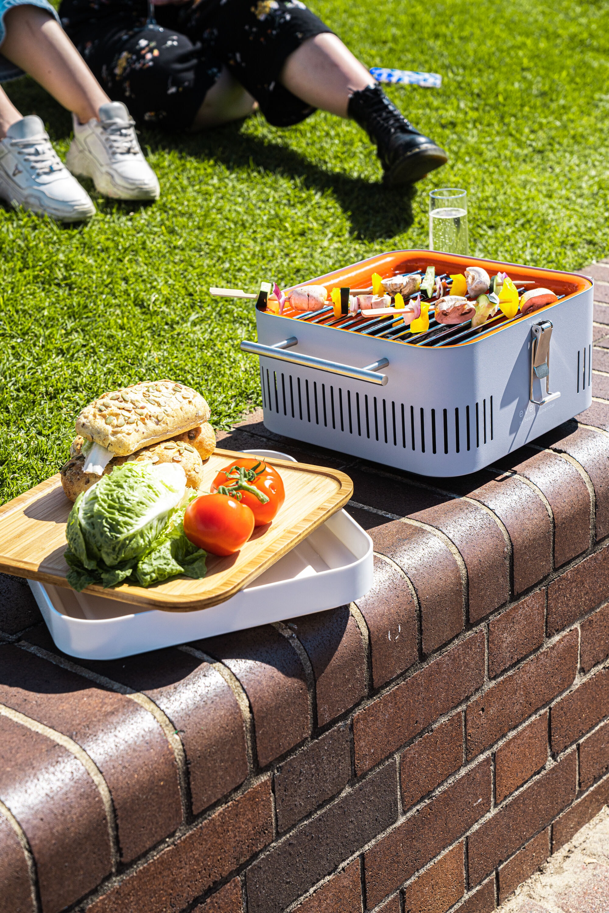 EVERDURE HBCUBESUS Tabletop-Grills - View #9