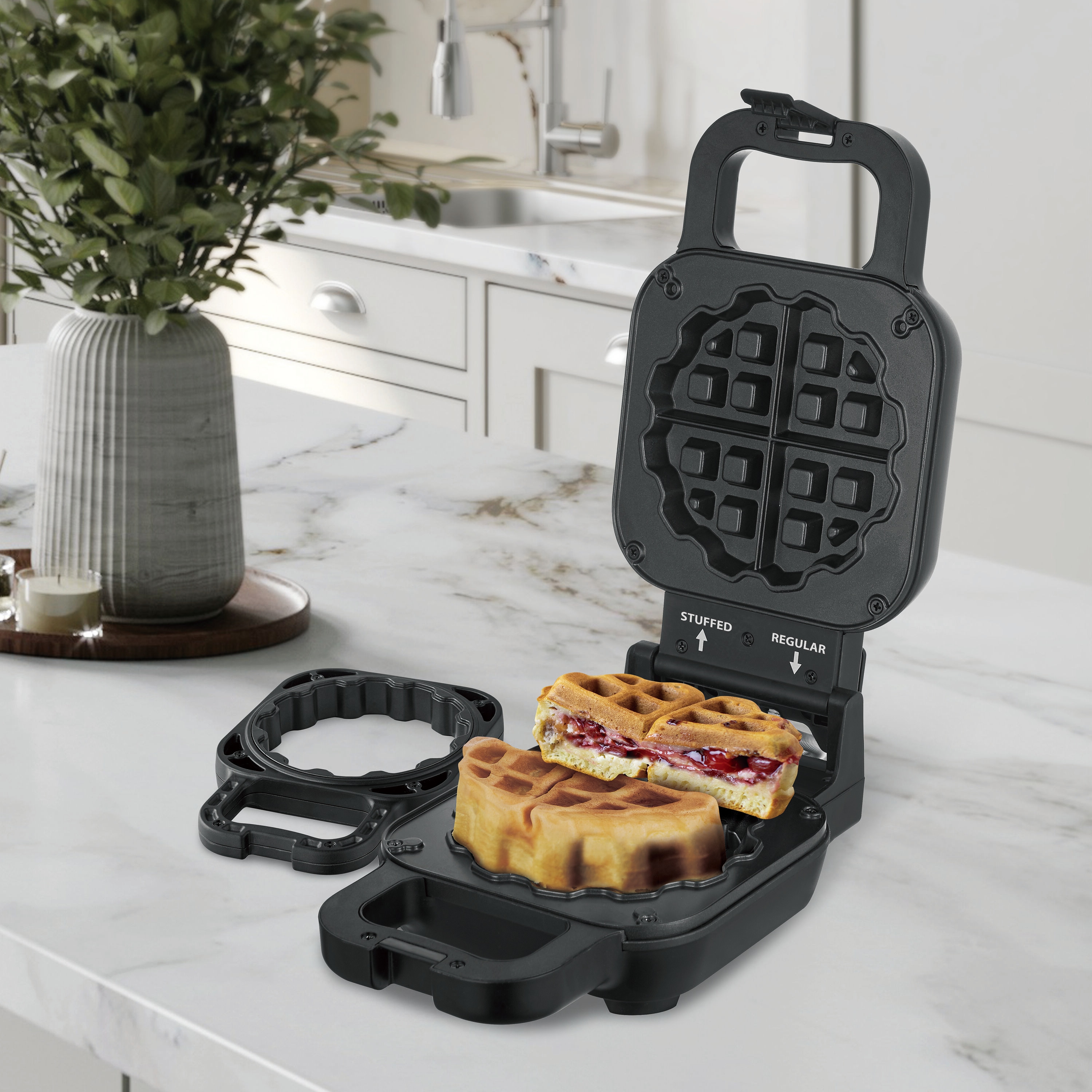 Salton Black Touch Control Belgian Waffle Maker, 520W, Non-Stick, Round  Shape, Standard Size