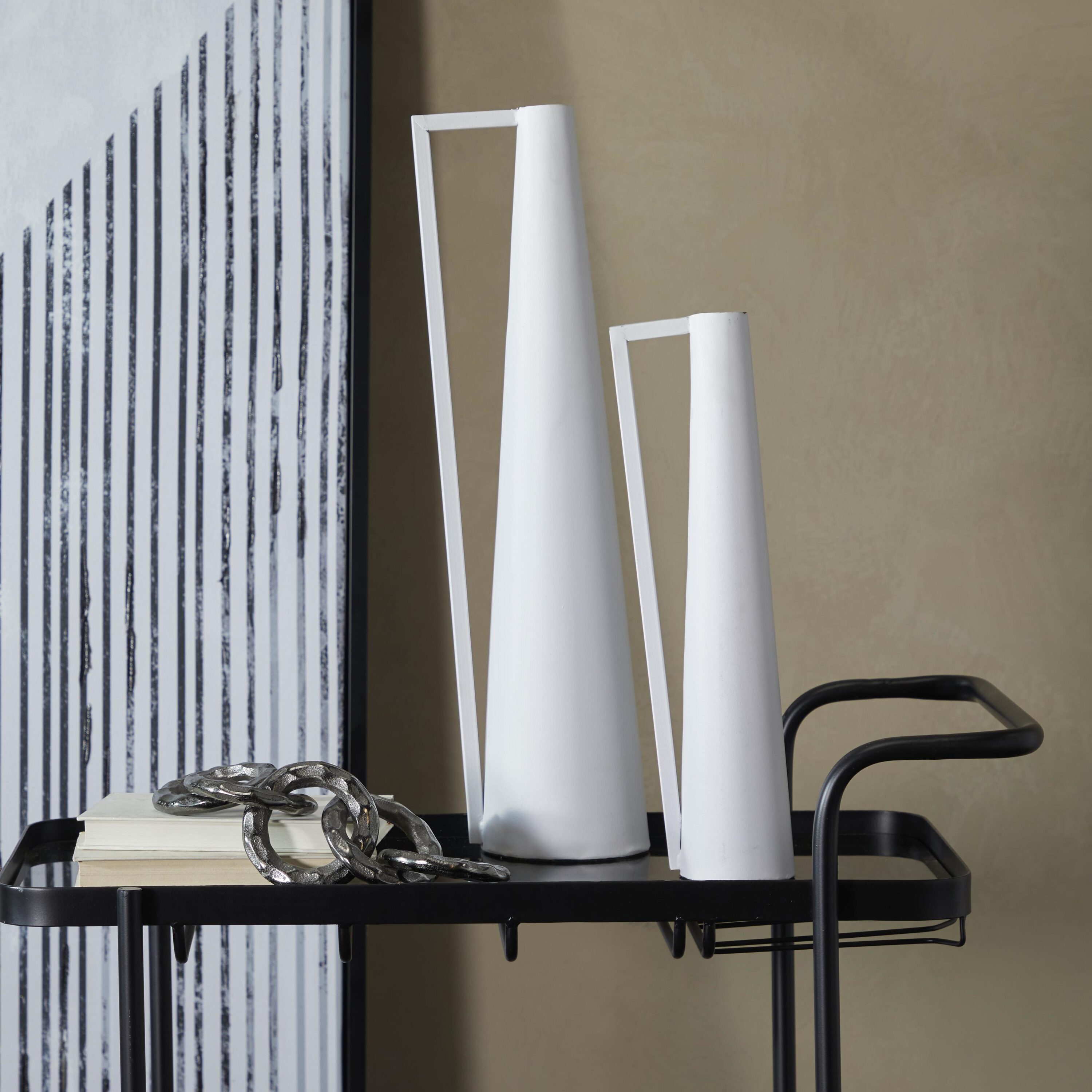 CosmoLiving by Cosmopolitan 22612 2 -Pack White Metal Modern Vase
