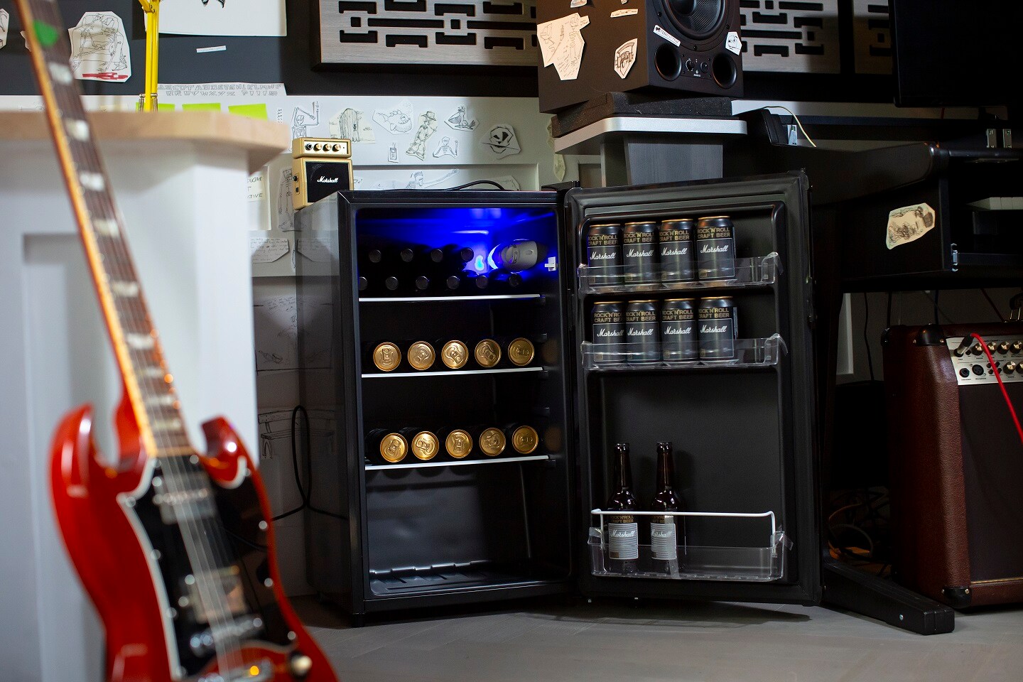 Marshall 3.2-cu ft Mini Fridge ( Black ) Garage Ready