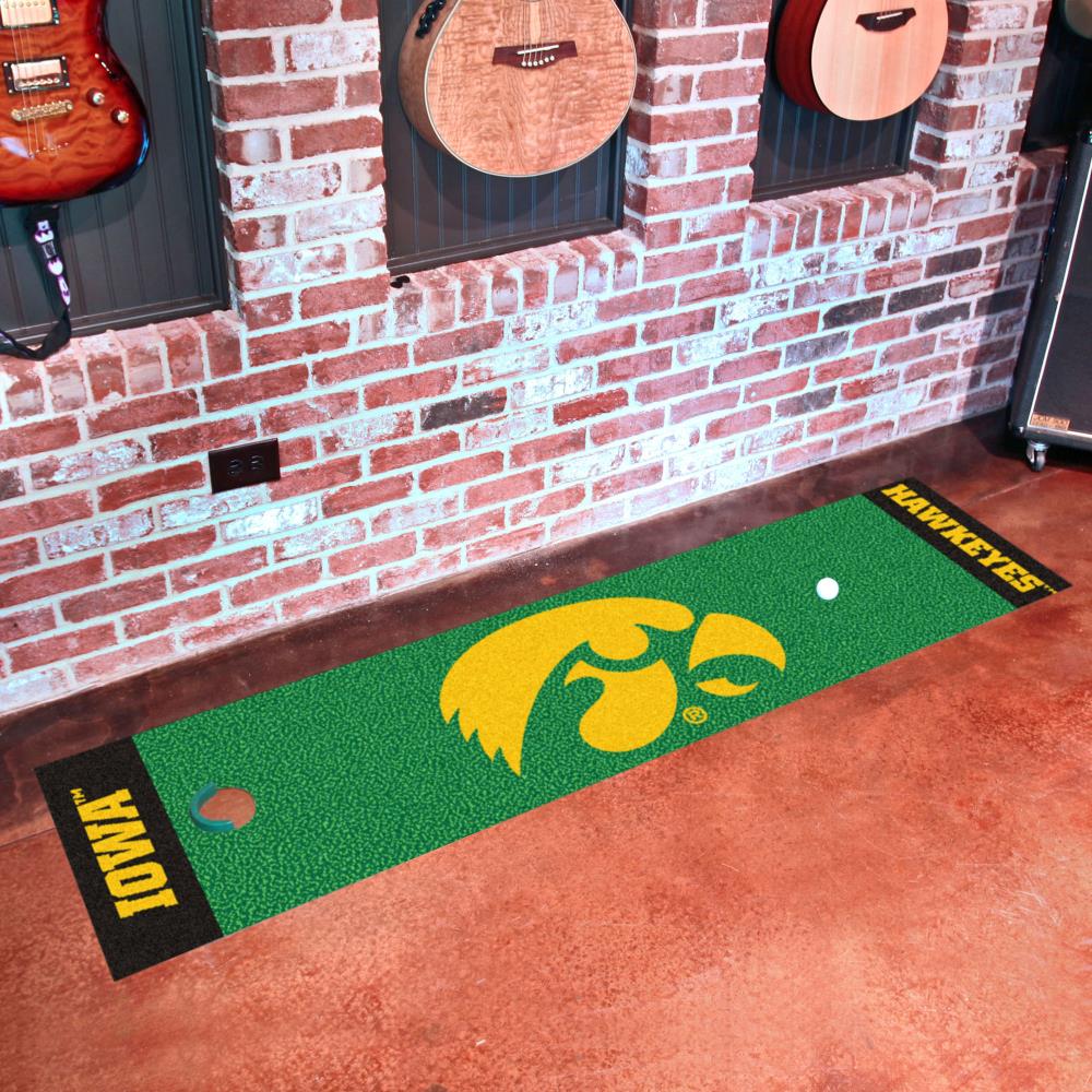 FANMATS 9070 1.5-ft x 6-ft NCAA Putting Green Mat Putting Green