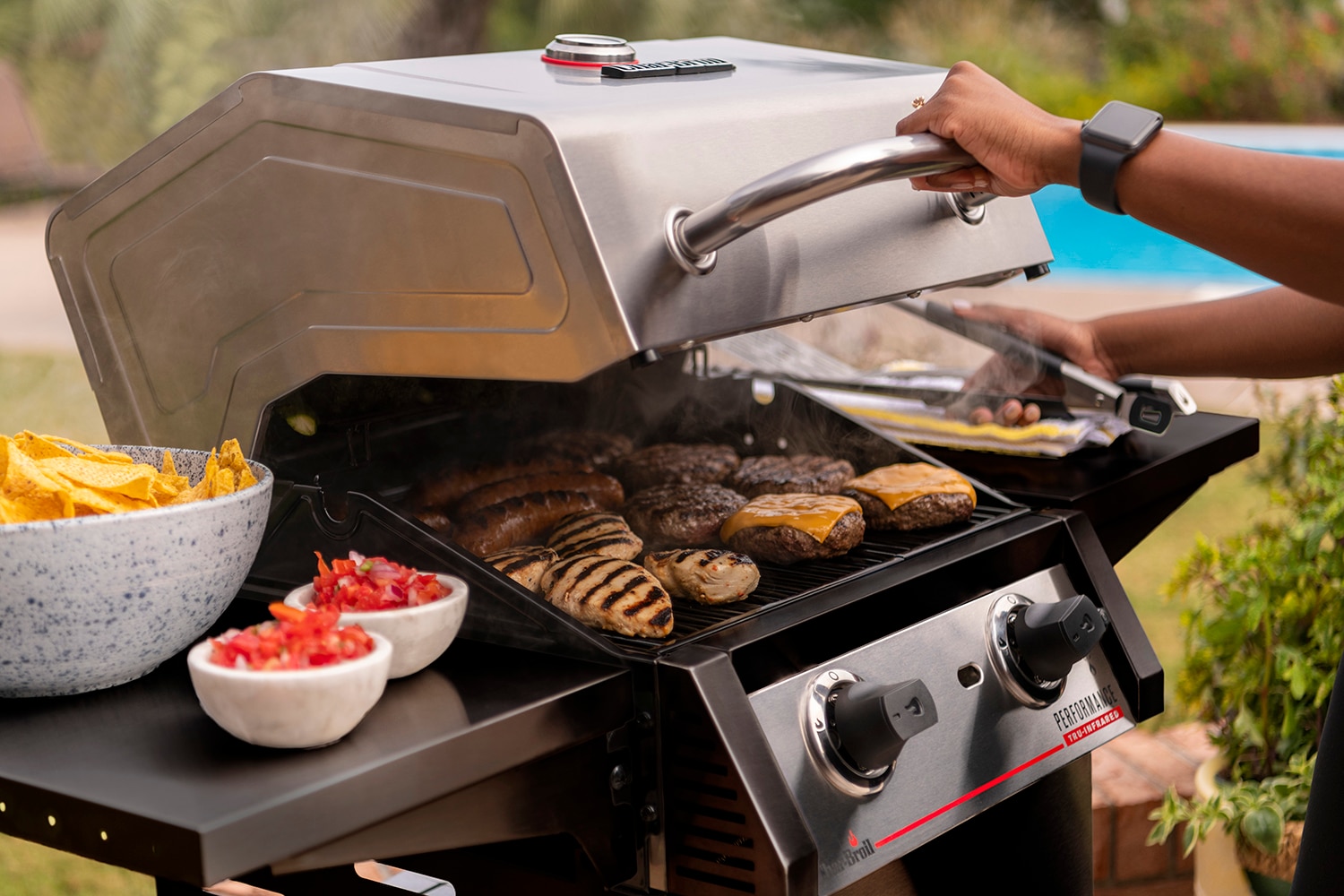 Char Broil Performance Black and Stainless 2 Burner Liquid Propane