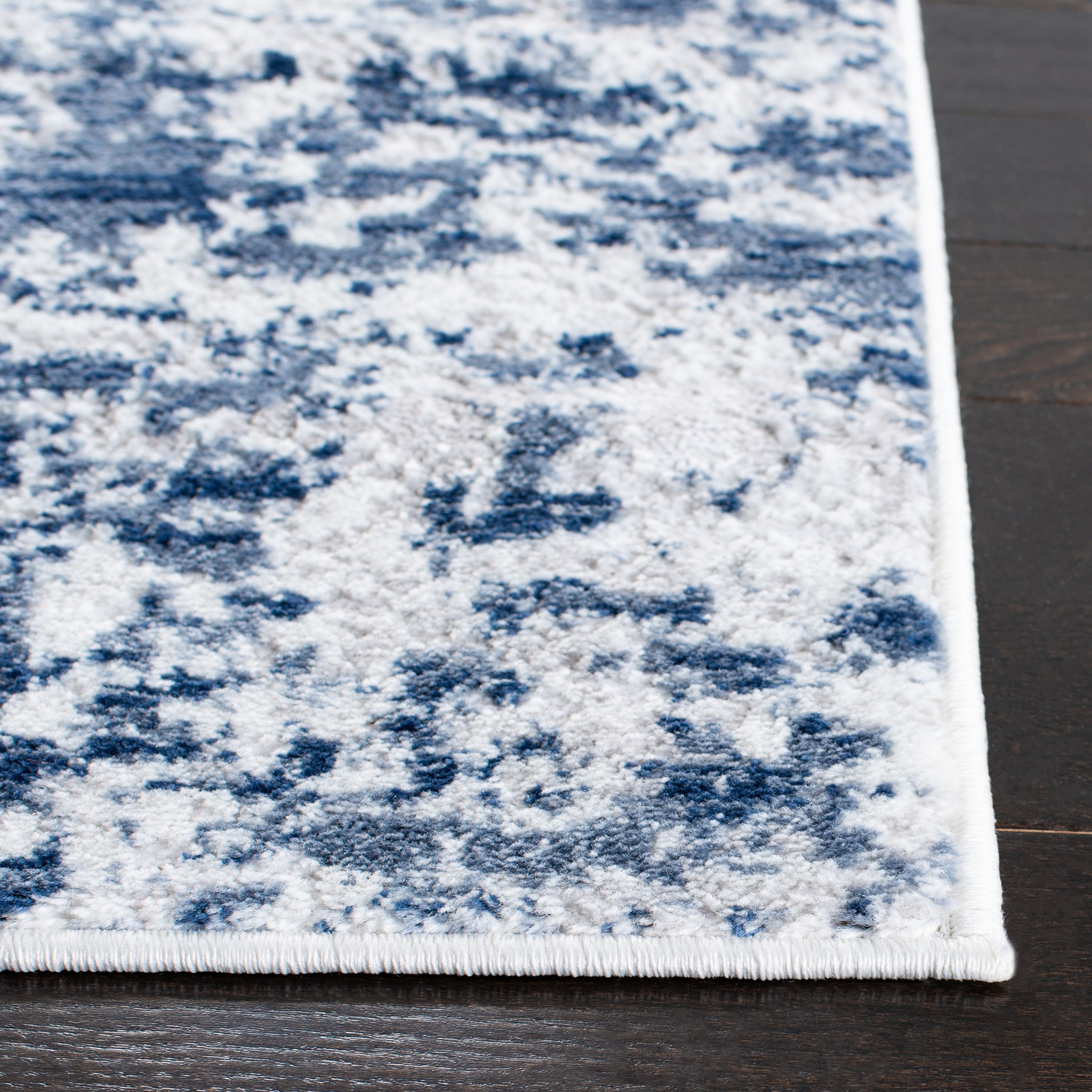 Safavieh ALA705N-5 rugs - View #3