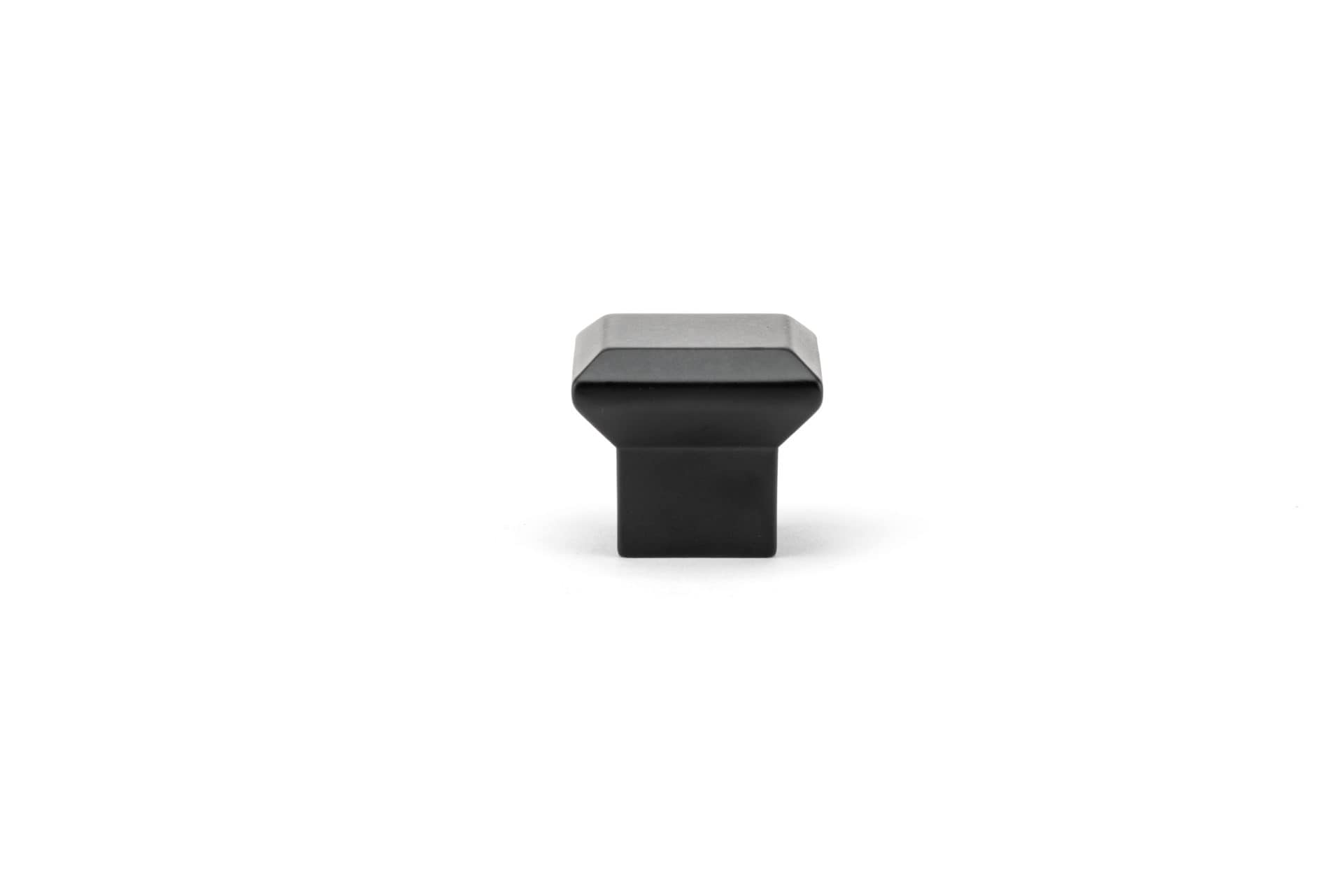 Richelieu BP8323533900 Cabinet-Knobs - View #3
