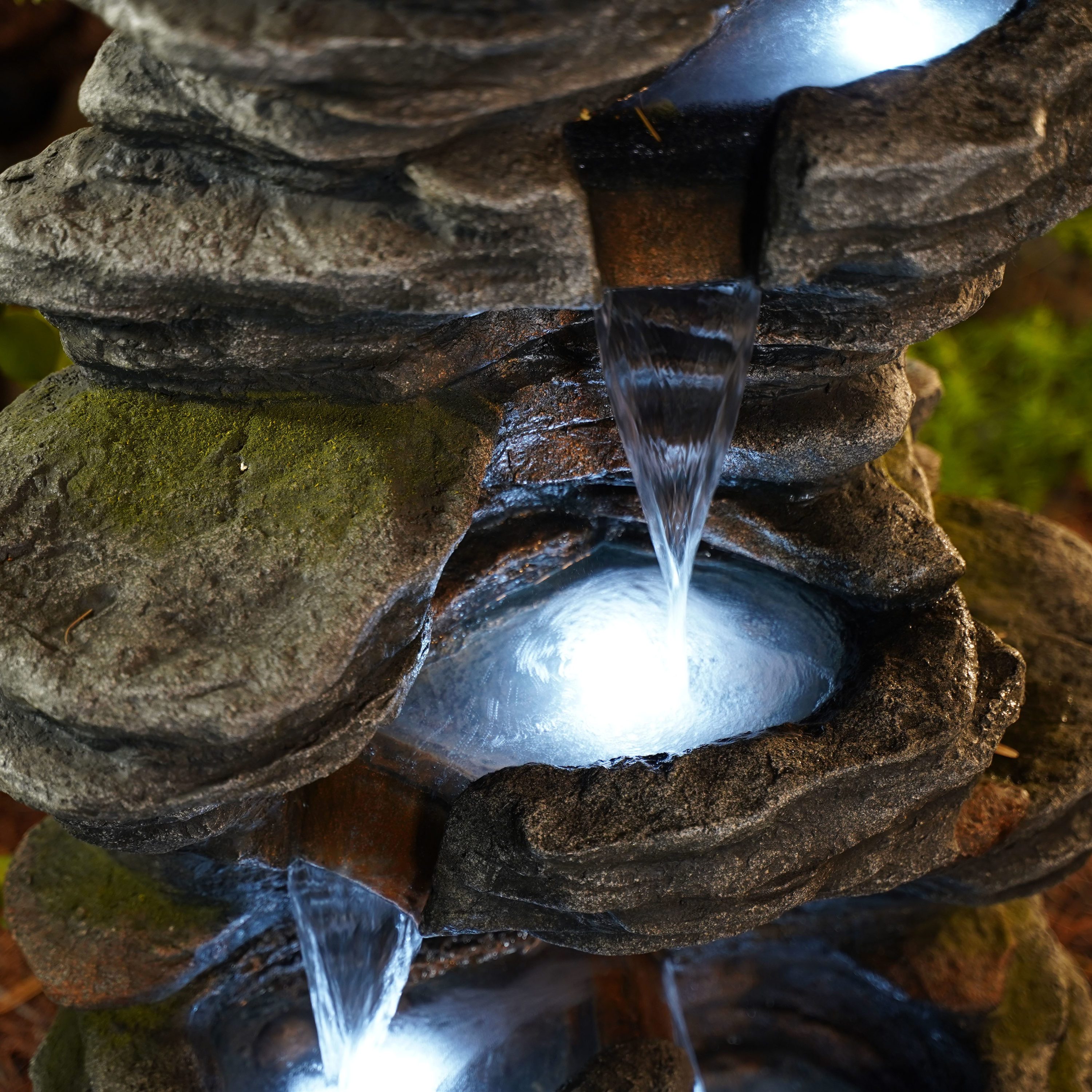 Fontaine extérieure jardin décoration chute d'eau cascade effet pierre  naturelle peaktop rj-19048-eu - Conforama