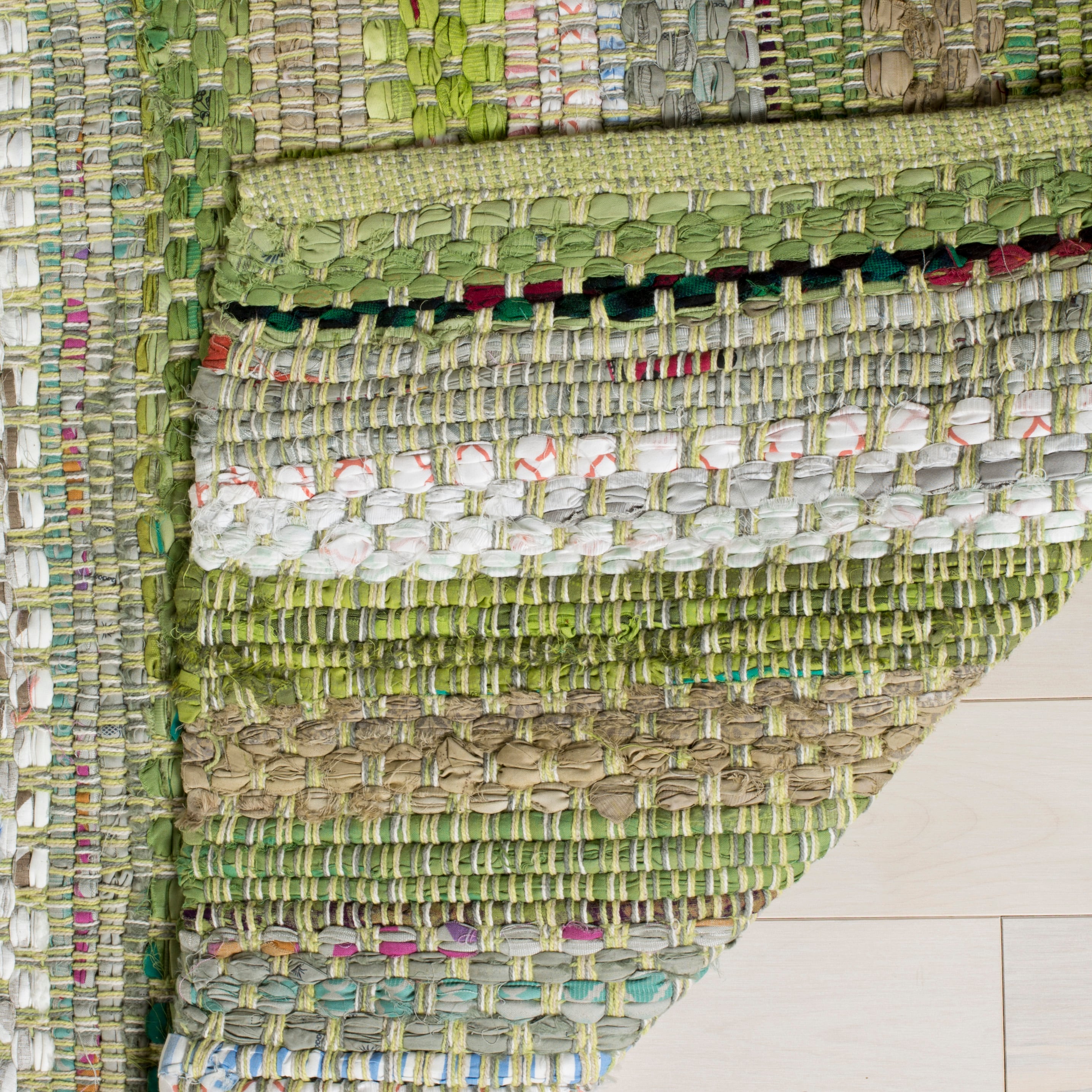 Safavieh MTK975G-3 rugs - View #4