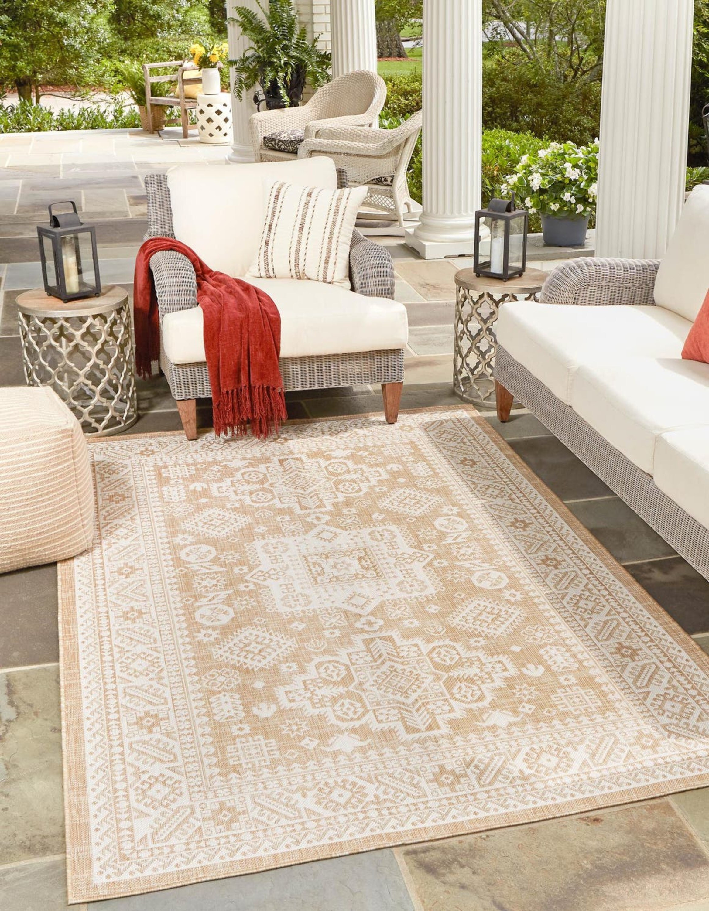 Unique Loom 3162504 Outdoor Aztec 9 x 12 (ft) Loomed Polypropylene Natural Rectangular Indoor/Outdoor Border Area rug