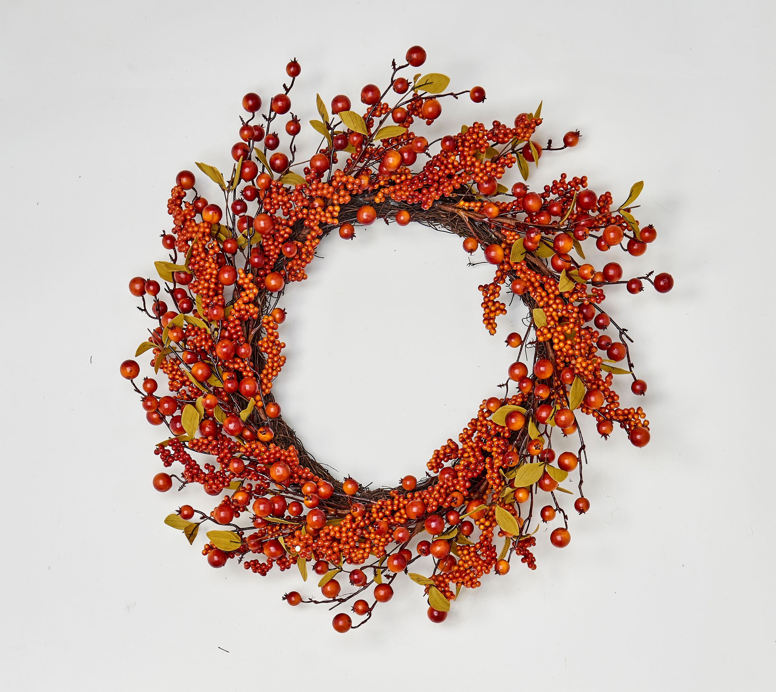Worth Imports 7984 2.2-ft 26-in Berries Artificial Wreath