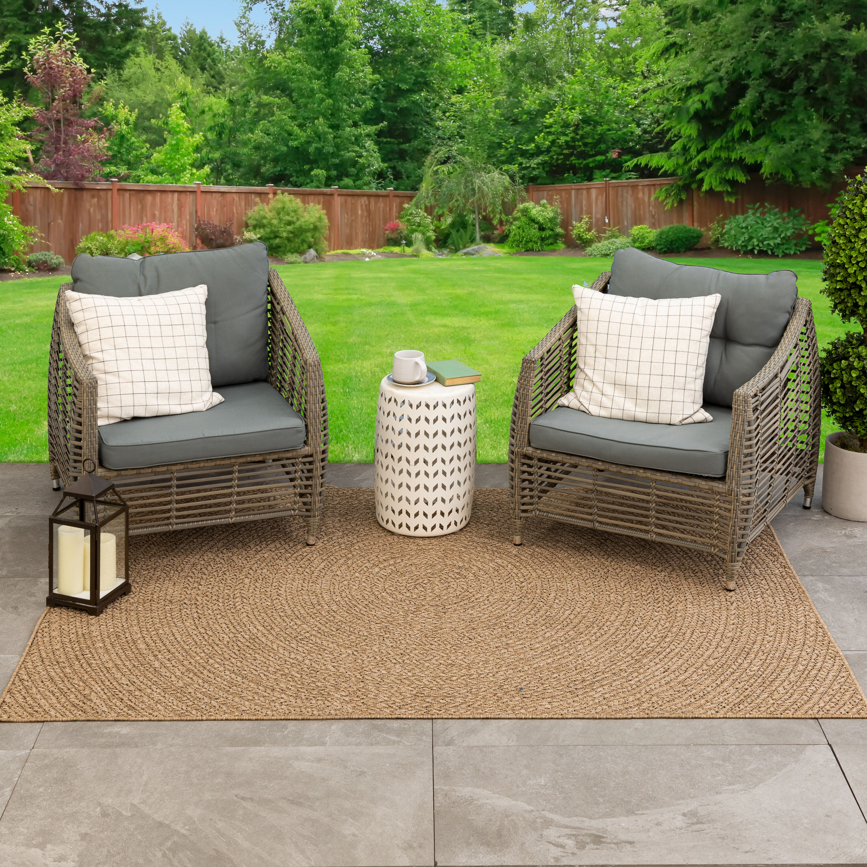 allen + roth with STAINMASTER R1347 101 063090 Natural All Over 5 x 7 (ft) Loomed Polypropylene Natural Rectangular Outdoor Solid Area rug