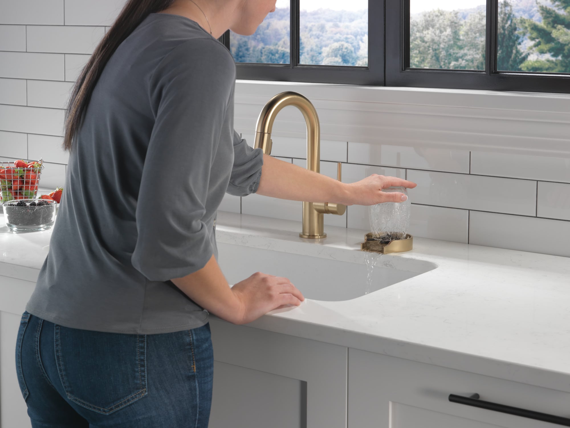 Delta Champagne Bronze Faucet Glass Rinser in the Faucet Sprayers