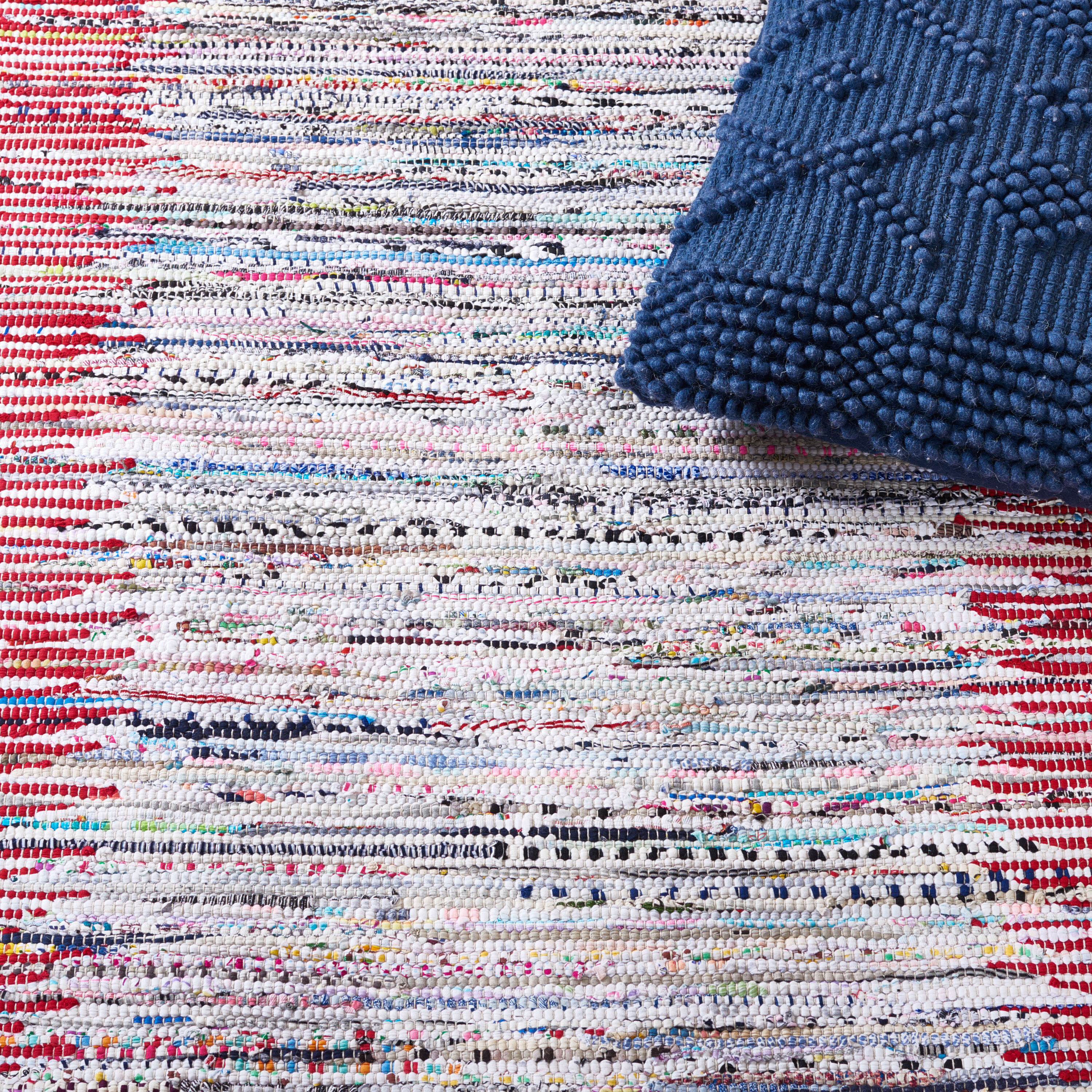 Safavieh MTK711B-24 rugs - View #5