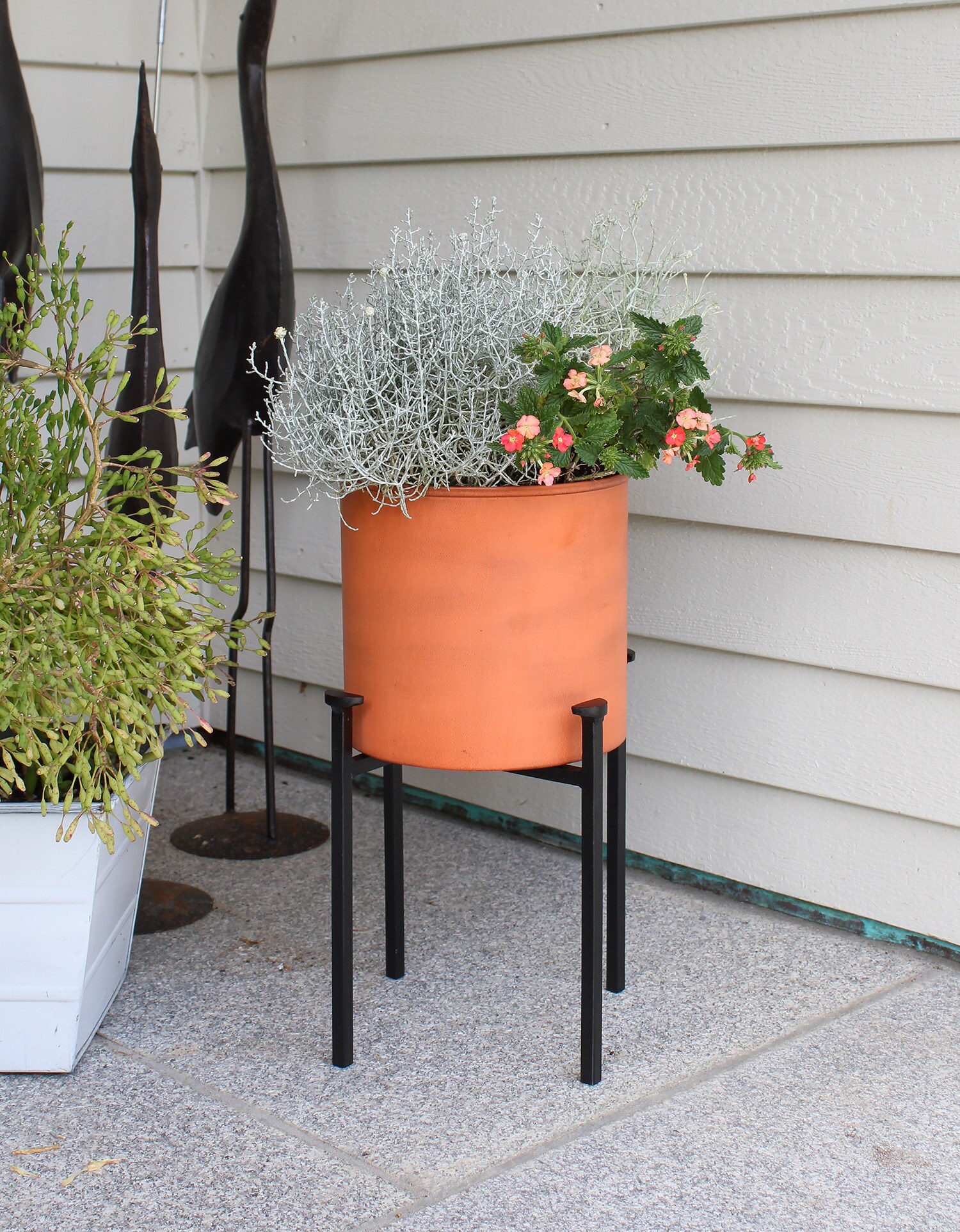 Minuteman International FBC-64-62BS Planter-Window-Box - View #2