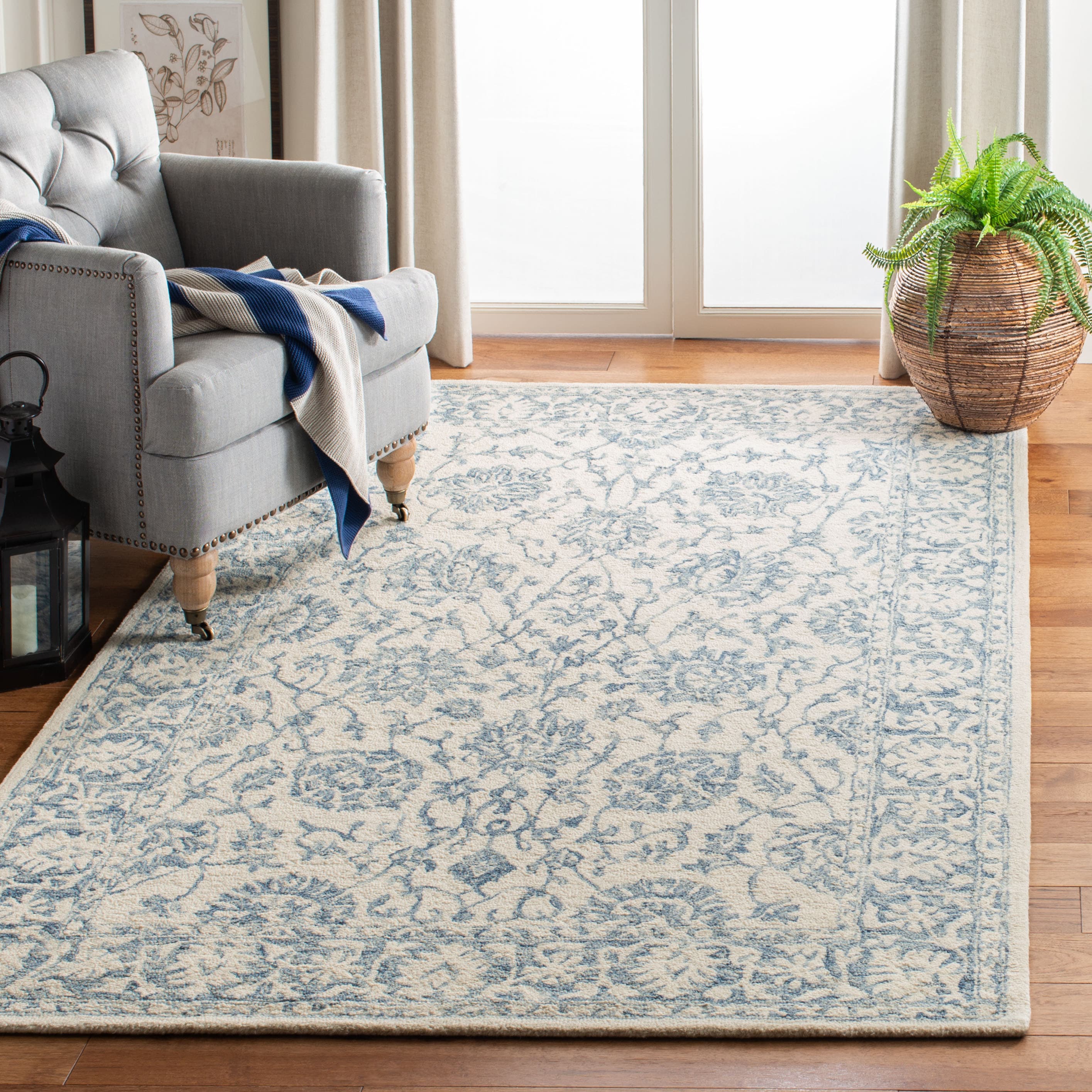 Hand-Tufted Blossom Wool Area Rug, Ivory/Blue, 8' x 10'