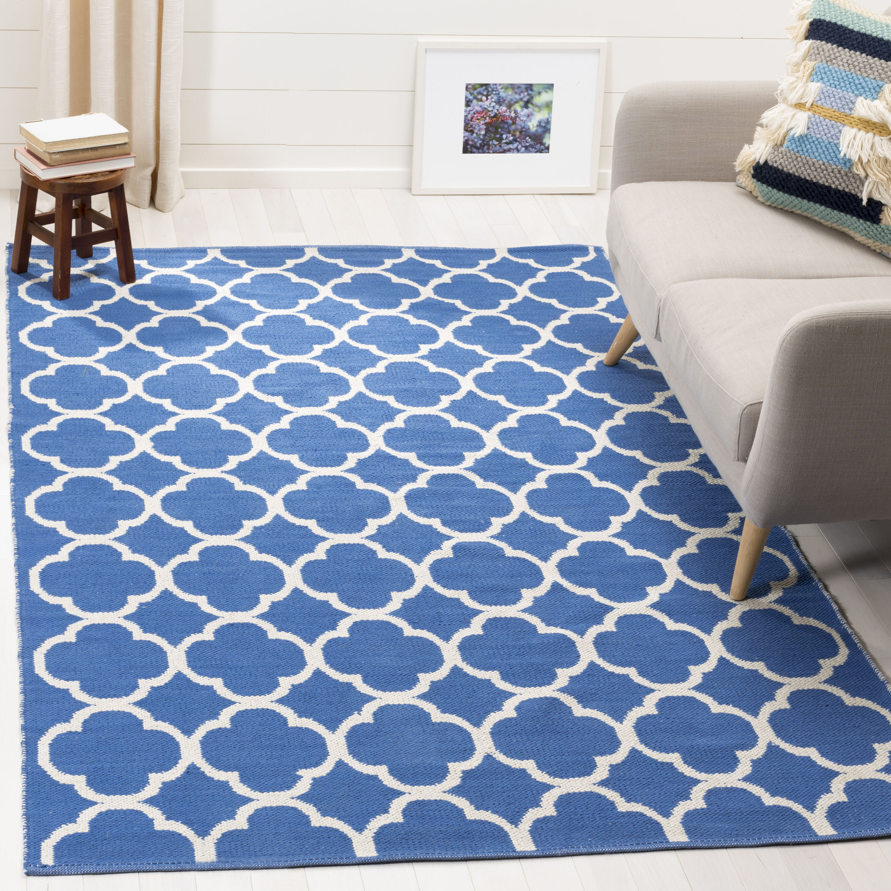 Safavieh MTK725C-5 Montauk Kure 5 x 8 (ft) Cotton Blue/Ivory Rectangular Indoor Trellis Area rug