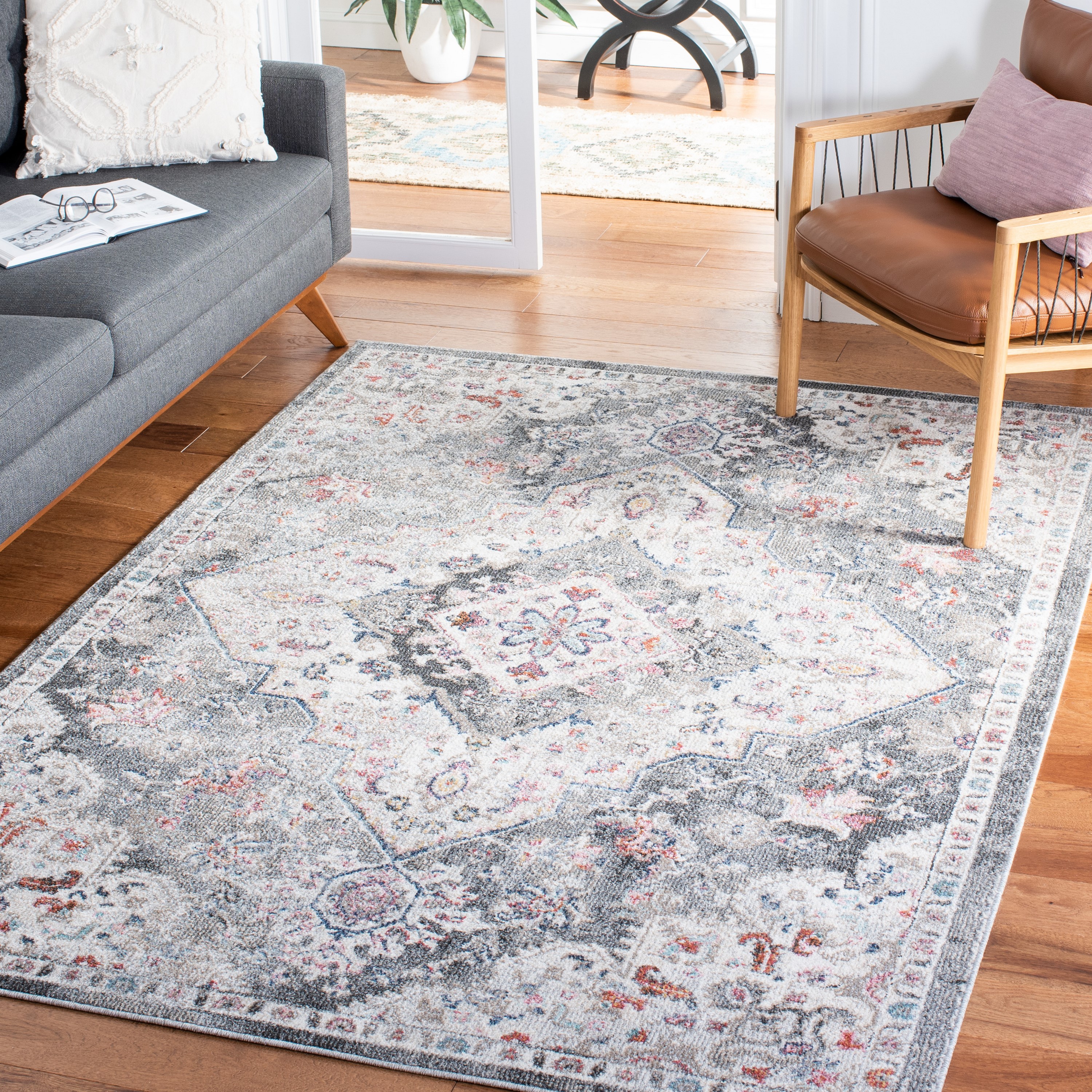 Safavieh PHX293A-8 Phoenix Stacey 8 x 10 (ft) Loomed Polypropylene Ivory/Gray Rectangular Indoor Floral/Botanical Vintage Area rug