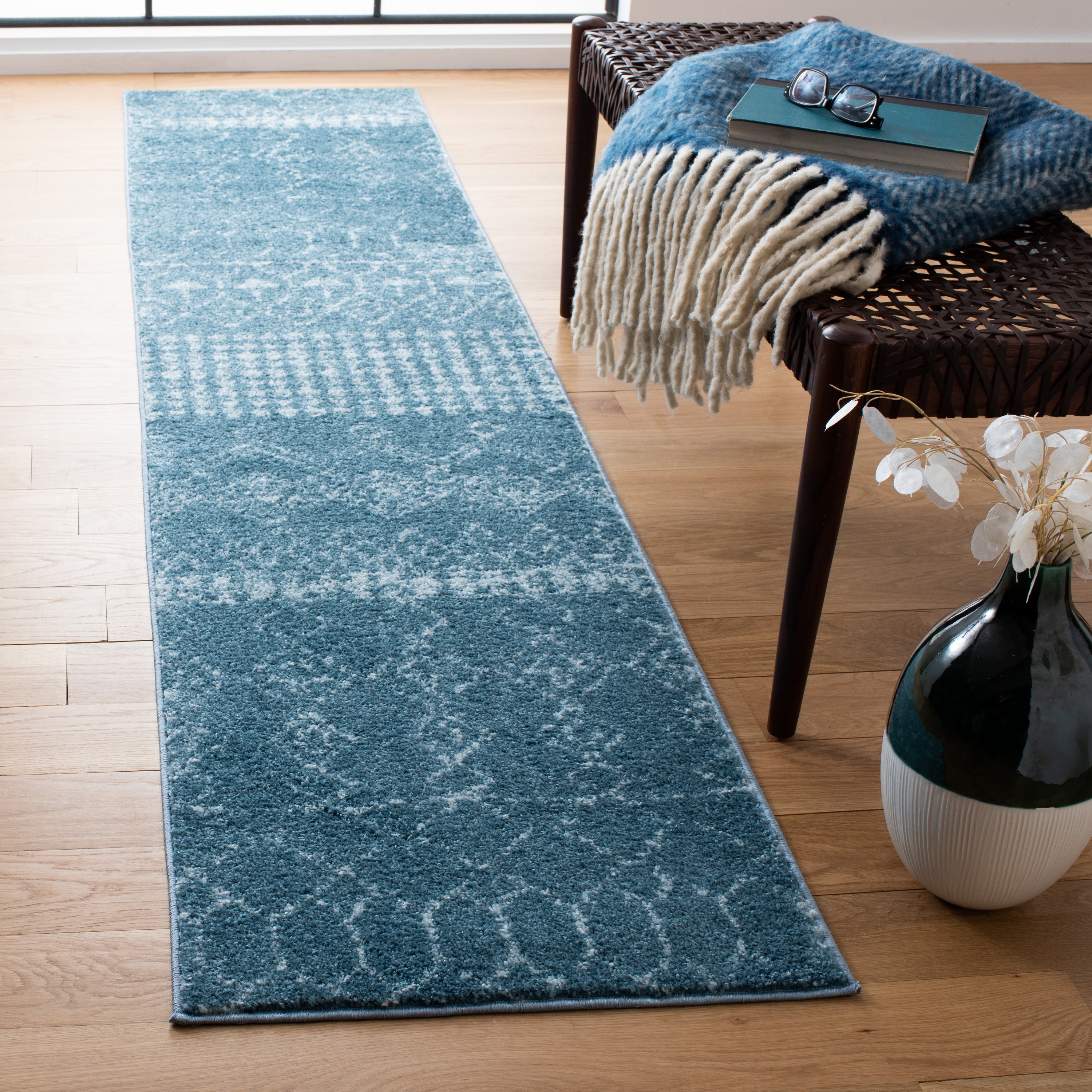 Safavieh TUL229M-29 Tulum Artesia 2 x 9 (ft) Loomed Polypropylene Turquoise/Blue Rectangular Indoor Geometric Bohemian/Eclectic Runner rug