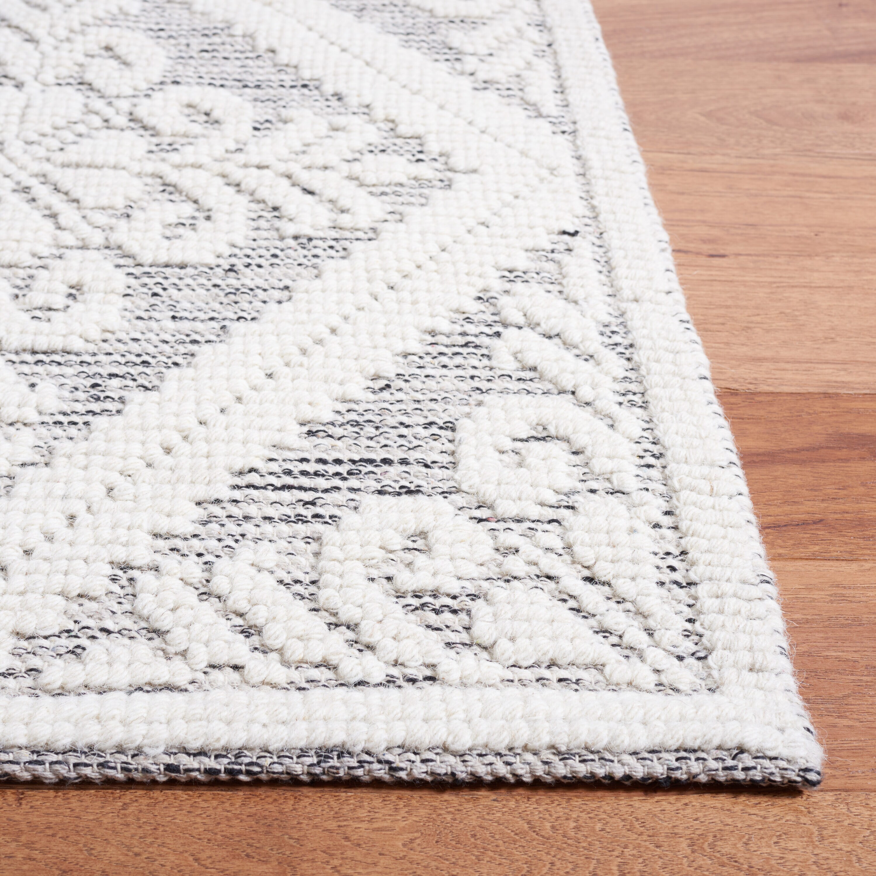 Safavieh VRM306F-28 rugs - View #3