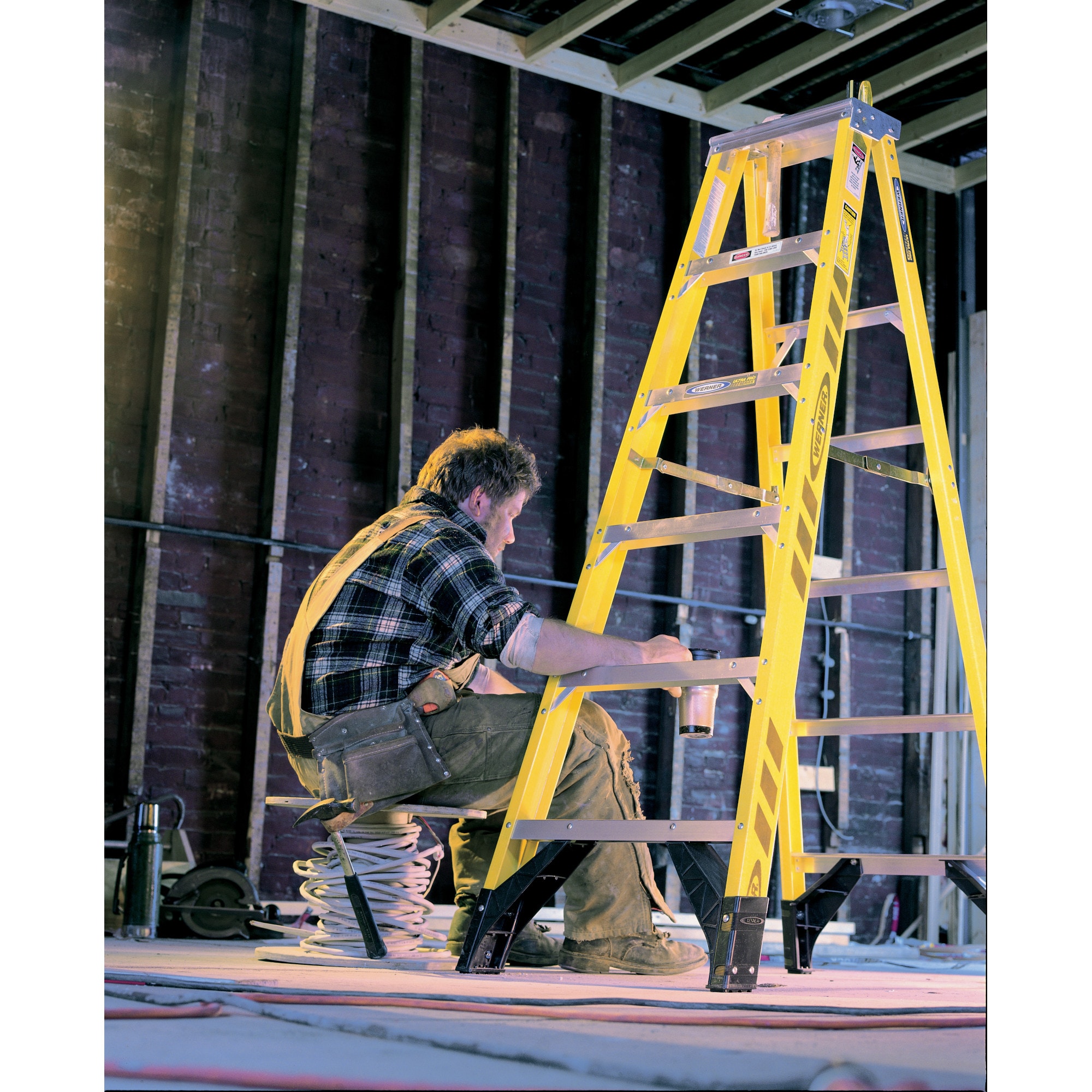 Werner 7300S 12-ft Fiberglass Type 1AA-375-lb Load Capacity Step Ladder