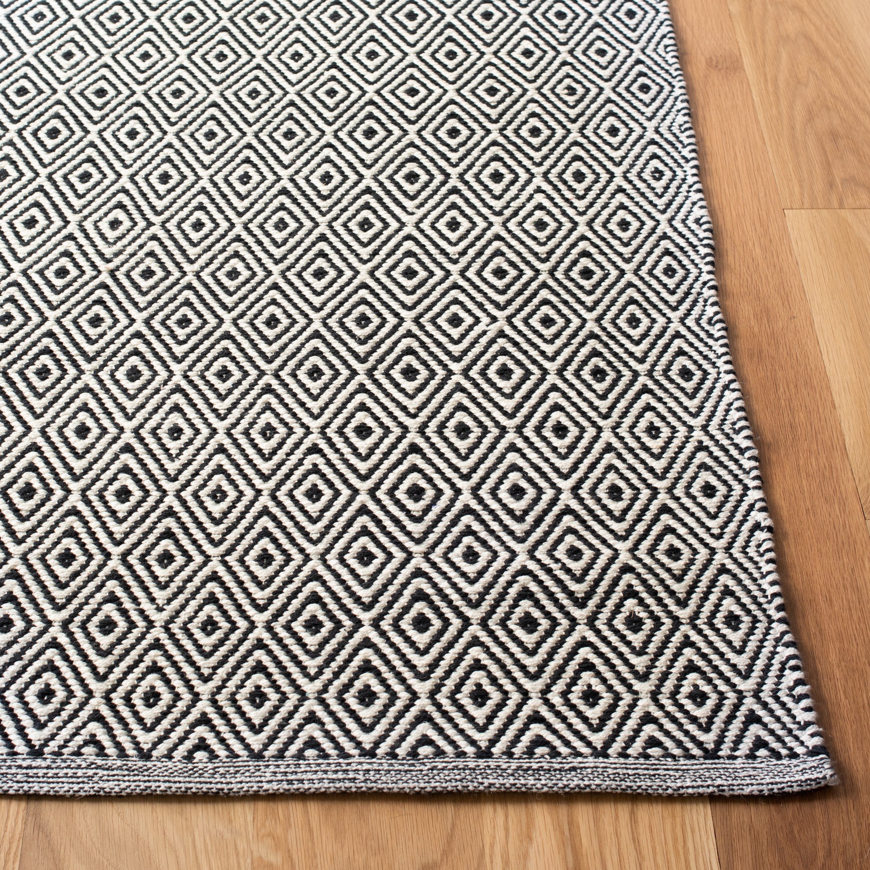 Safavieh MTK515E-28 rugs - View #3