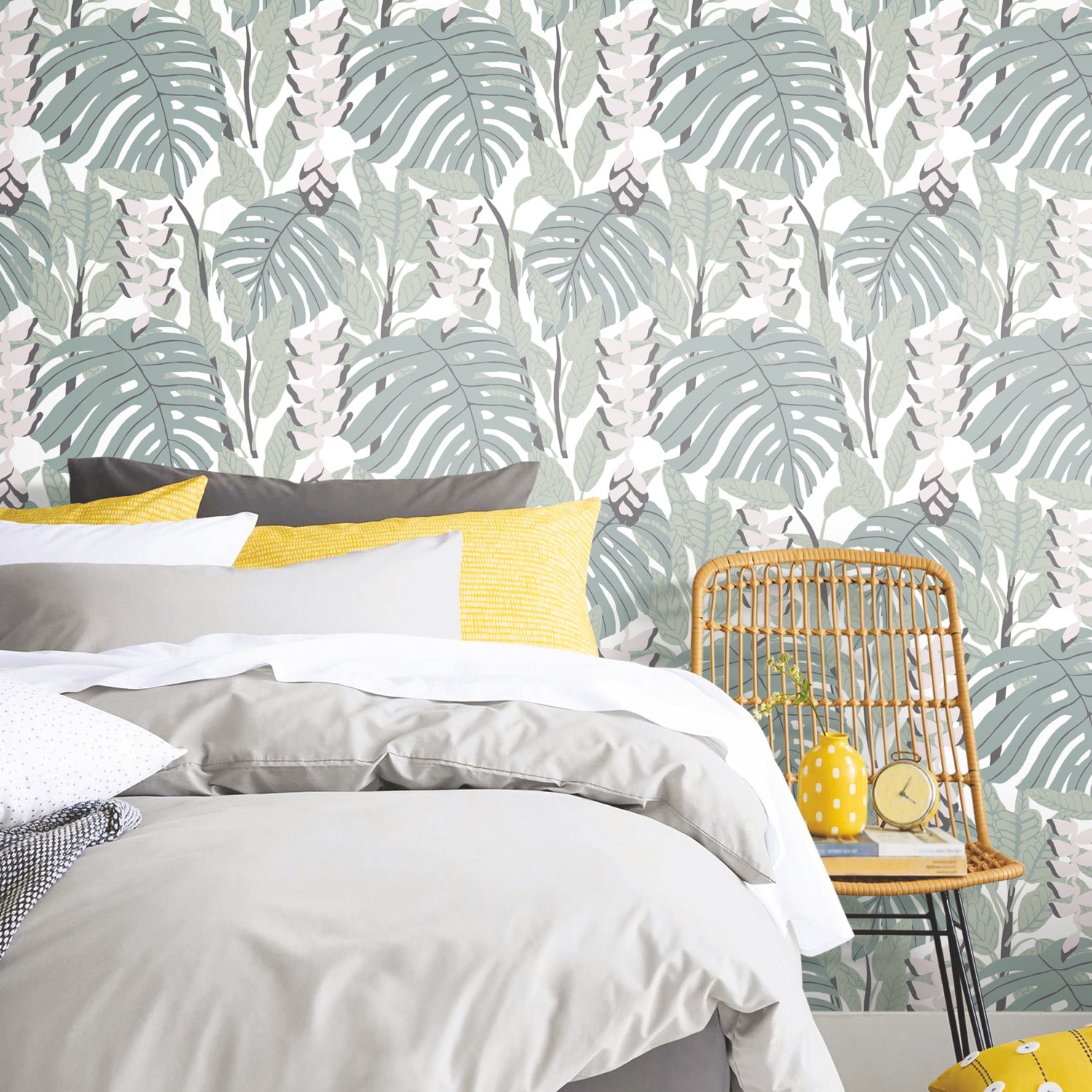 RoomMates RMK11529RL 28.29-Sq. Feet Pink Vinyl Ivy/Vines Self-adhesive Peel and Stick Wallpaper
