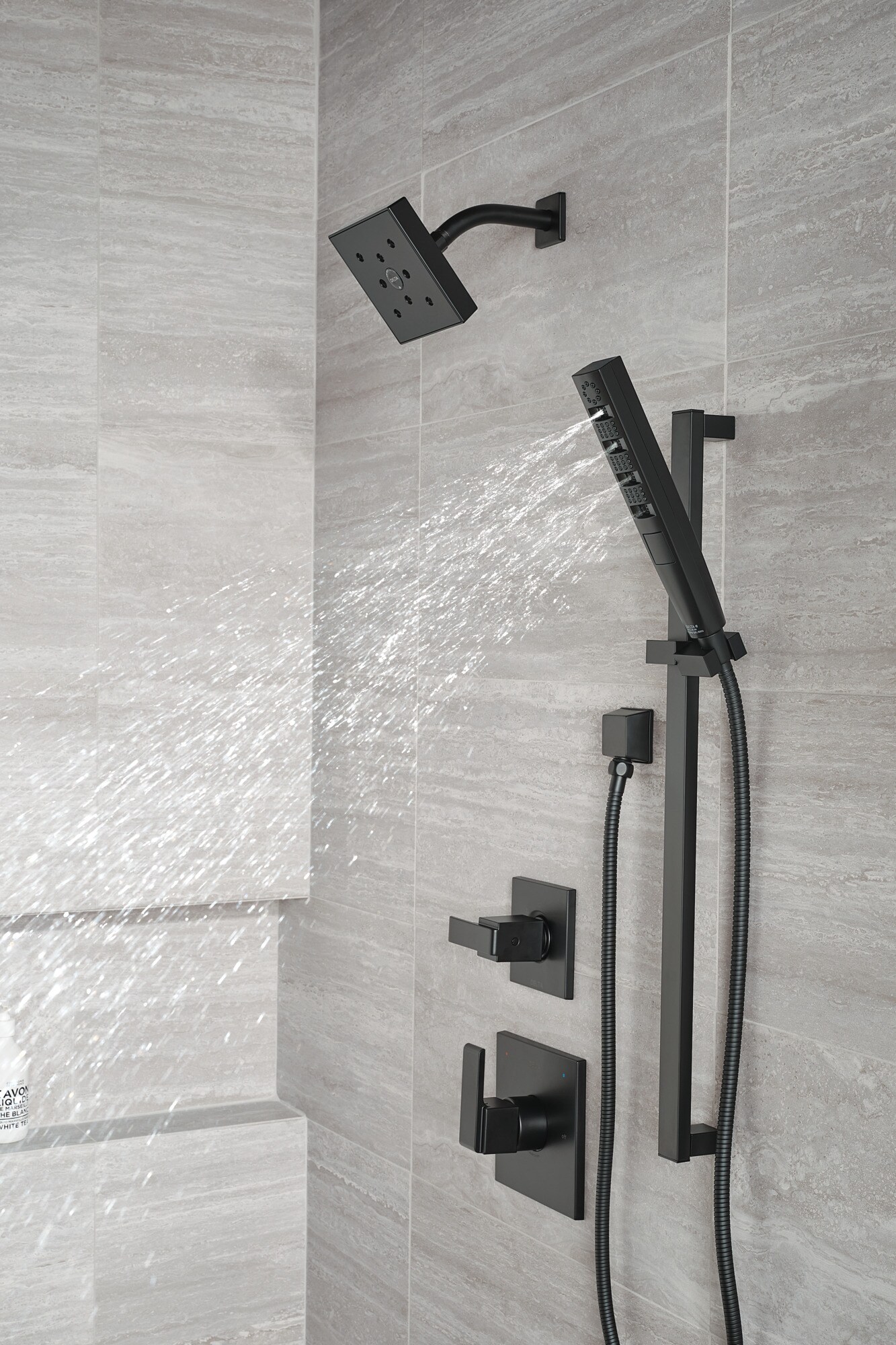 Delta T11867-BL Bath-Shower-Facc - View #11