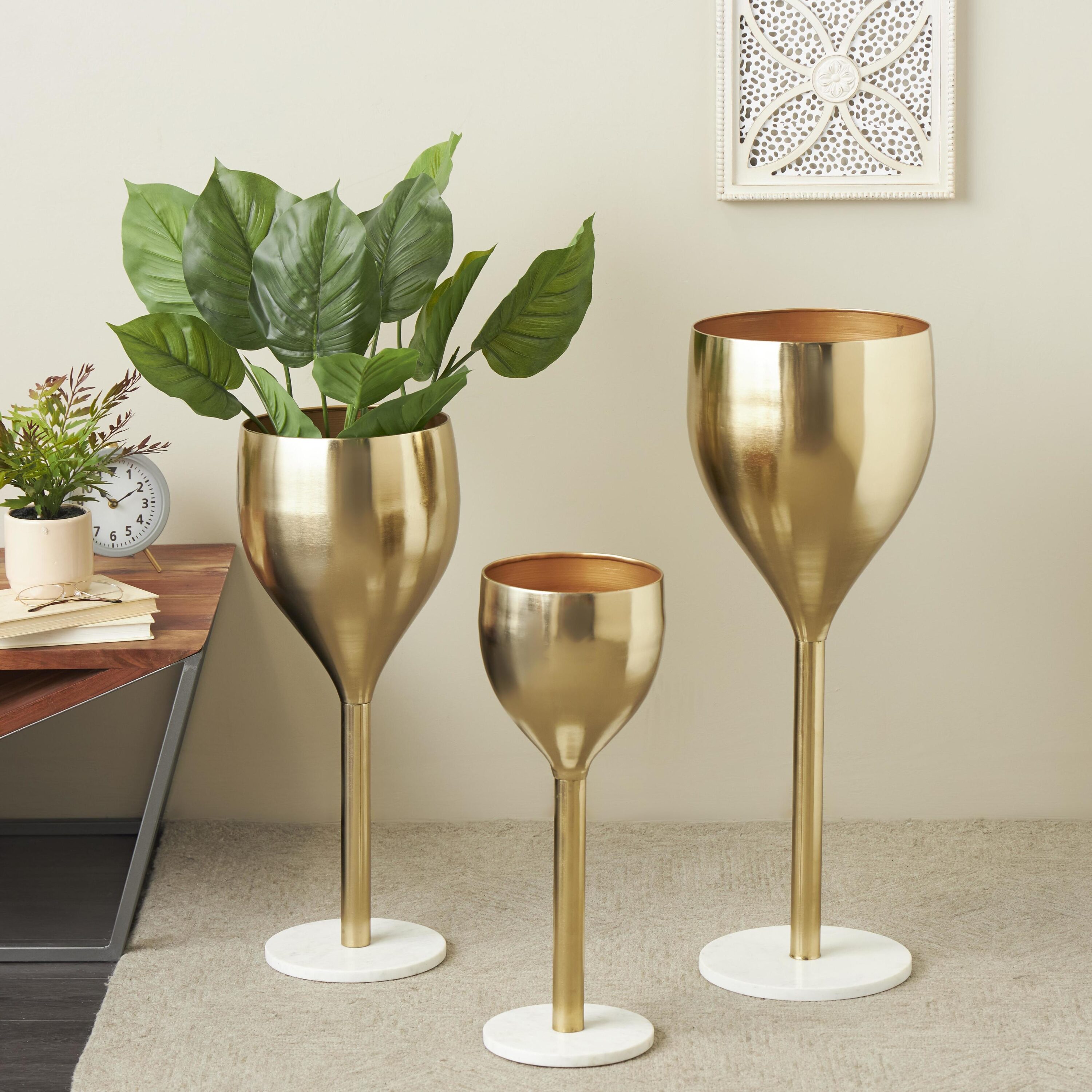 Grayson Lane 823363 3 -Pack 11.5-in W x 32.25-in H x 11.5-in D Gold Metal Indoor/Outdoor Planter