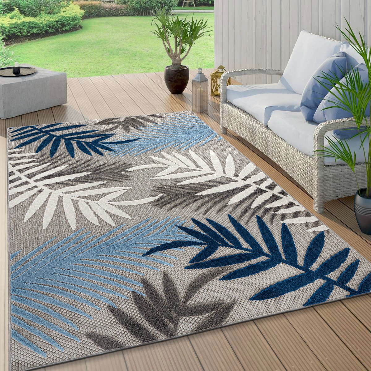 Evora Blue and Gray Palm Frond Indoor/Outdoor Area Rug