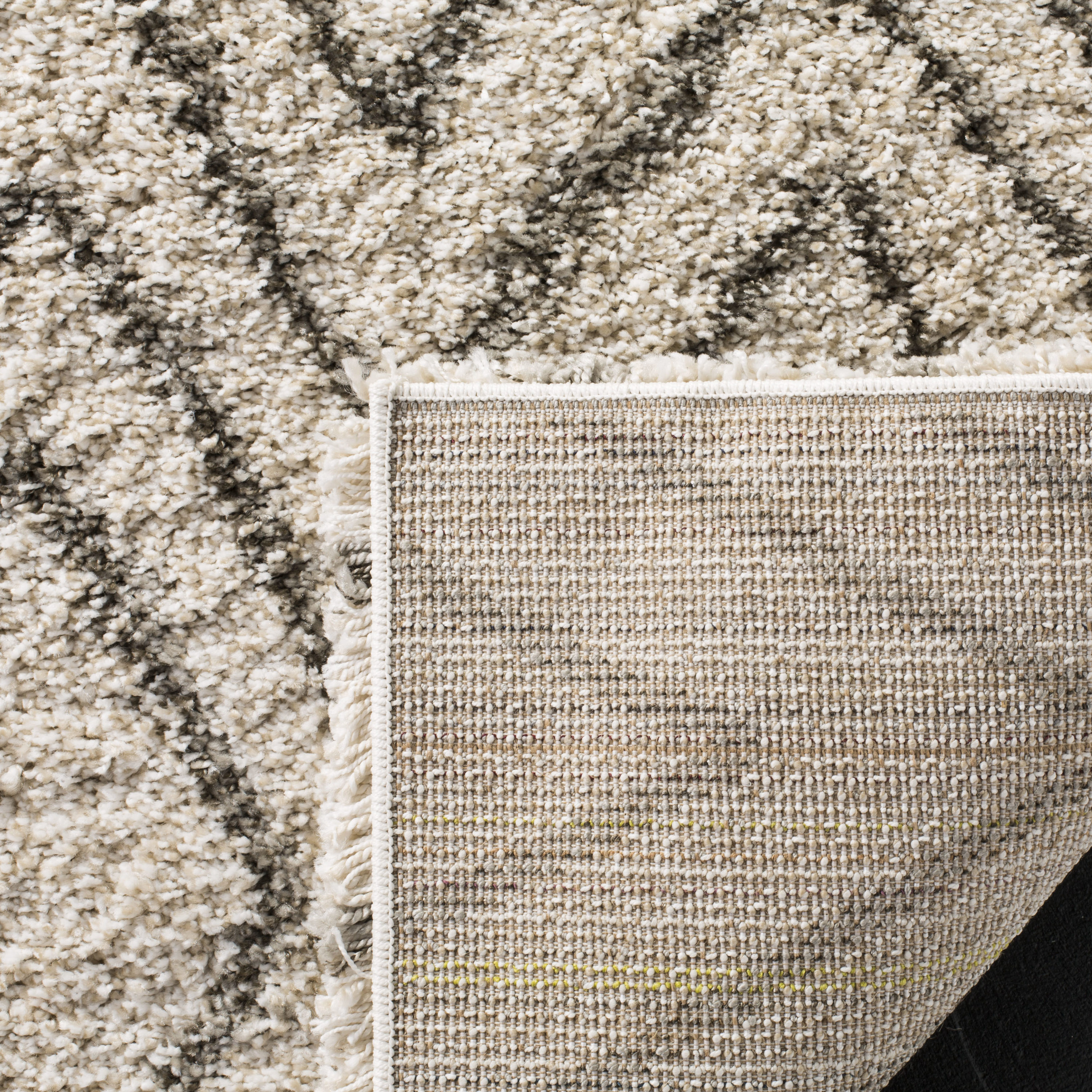 Safavieh SGH332A-5SQ rugs - View #4