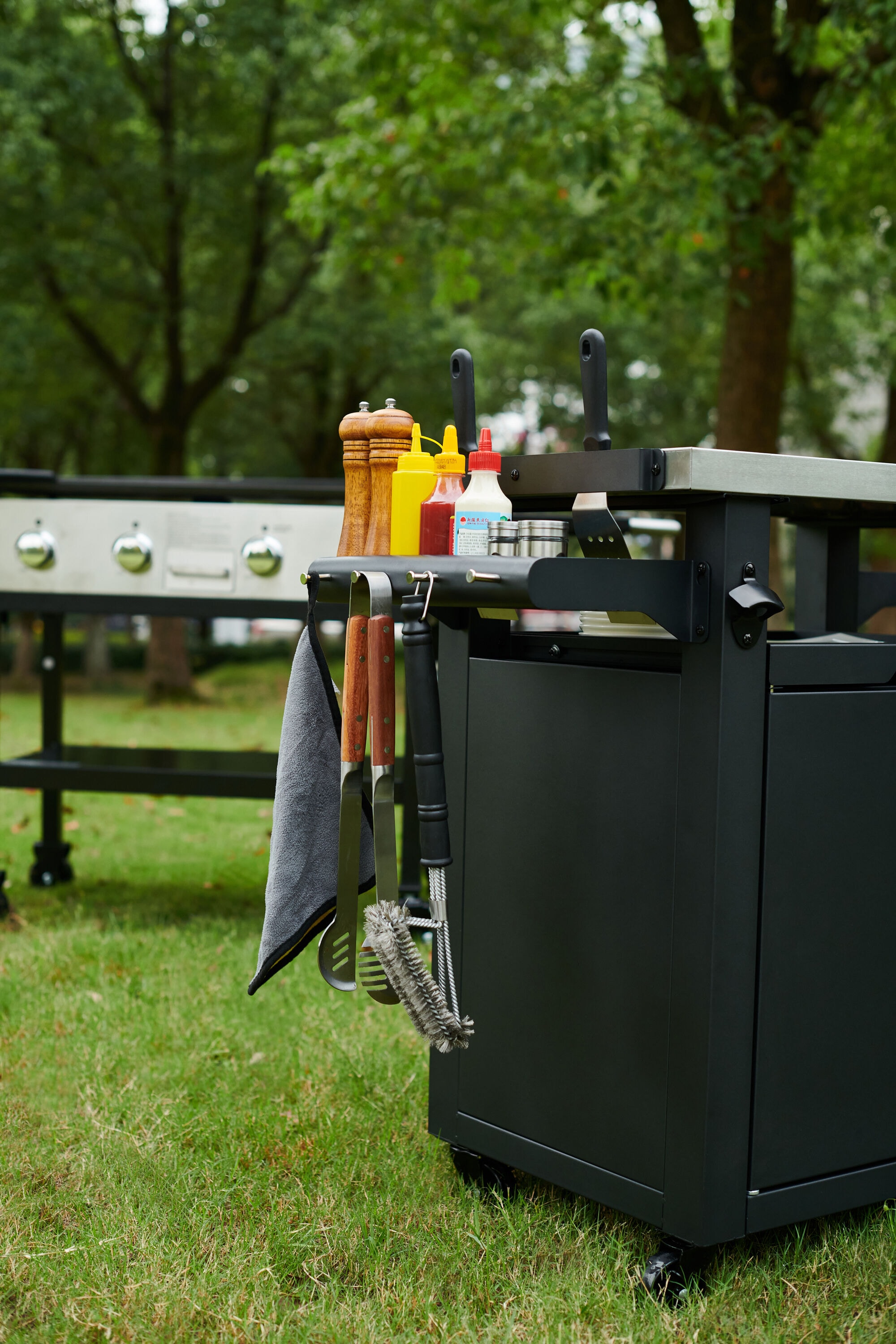 NUUK Deluxe Black Stainless Steel Outdoor Prep Station