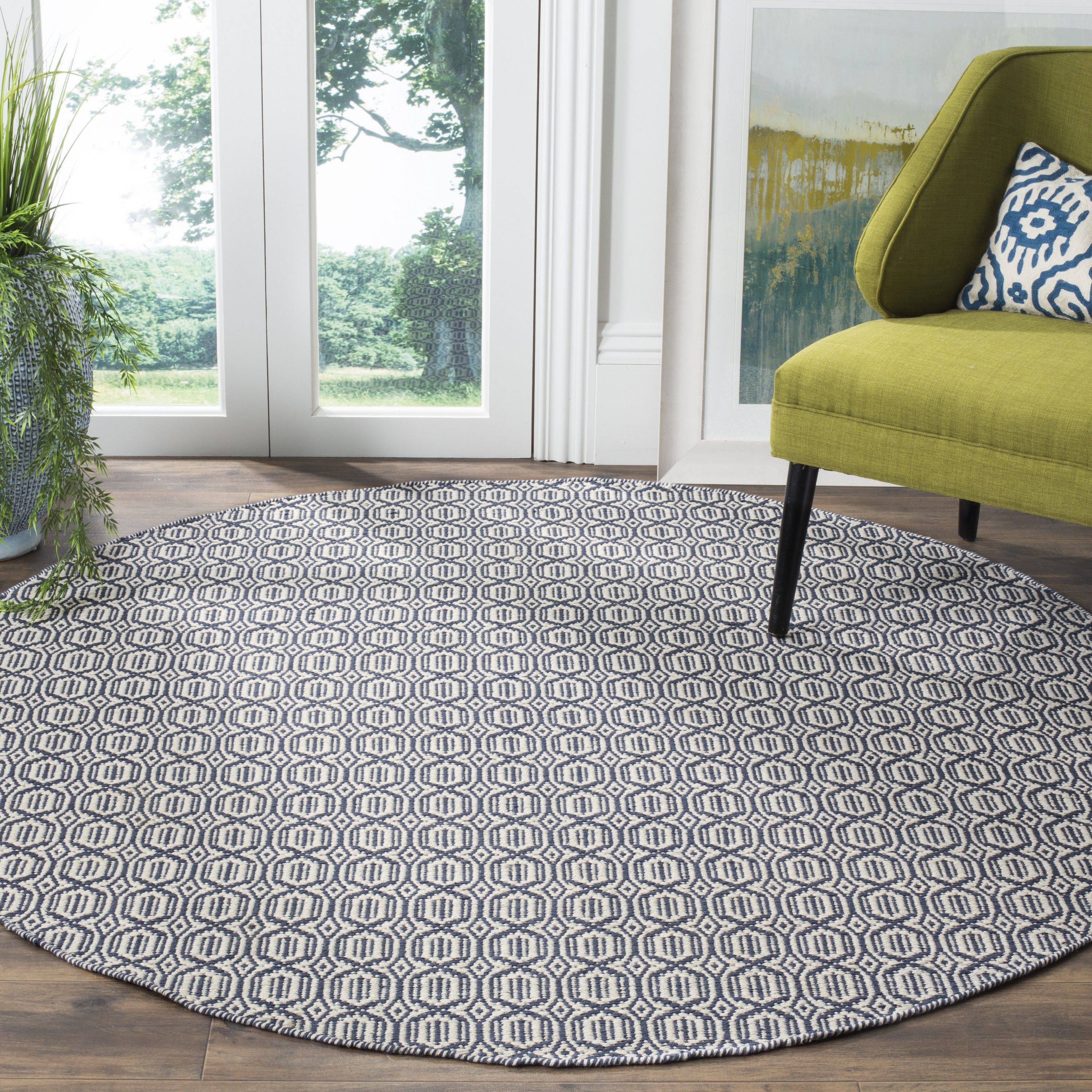 Safavieh MTK333B-6R Montauk Capri 6 x 6 (ft) Cotton Ivory/Navy Round Indoor Geometric Coastal Area rug